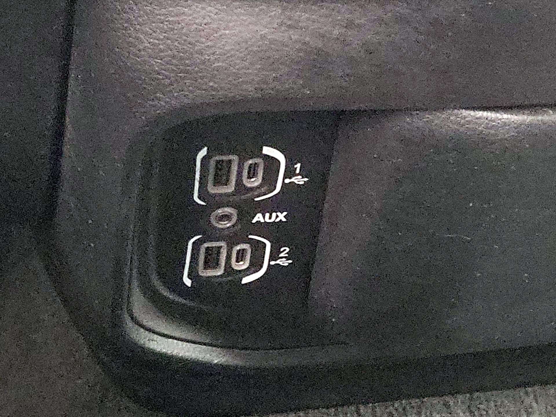 Thumbnail: 2023 RAM 1500 - 18