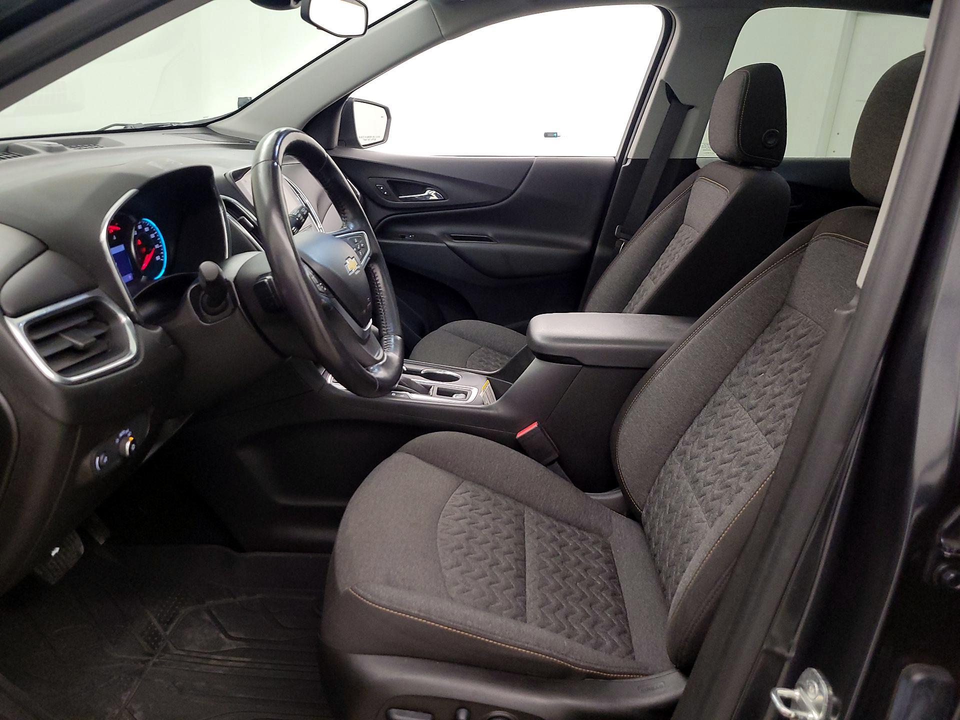 Thumbnail: 2022 Chevrolet Equinox - 11