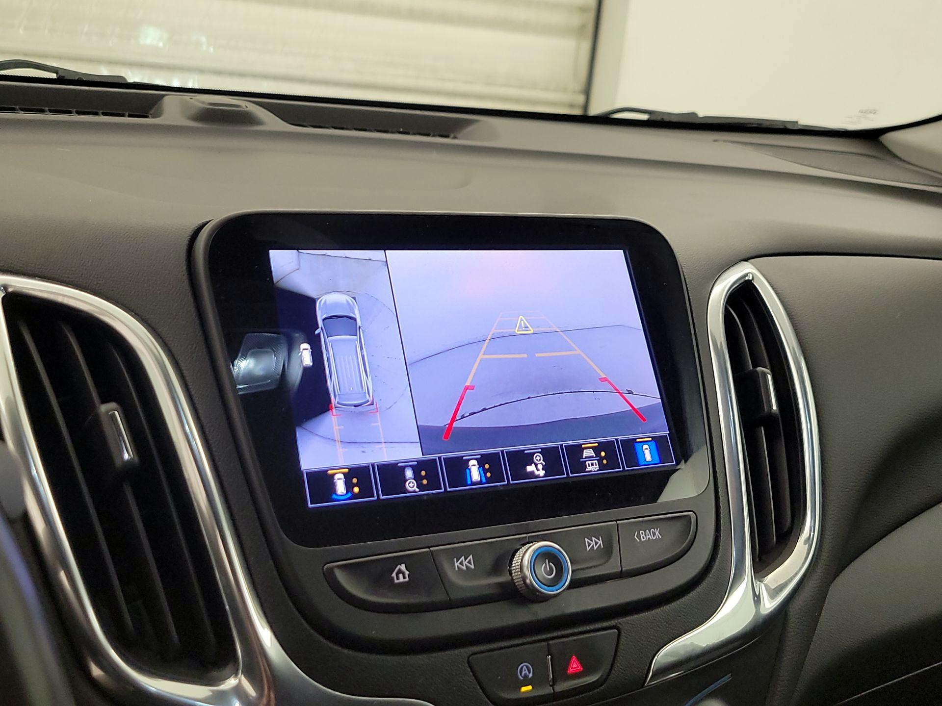 Thumbnail: 2022 Chevrolet Equinox - 14