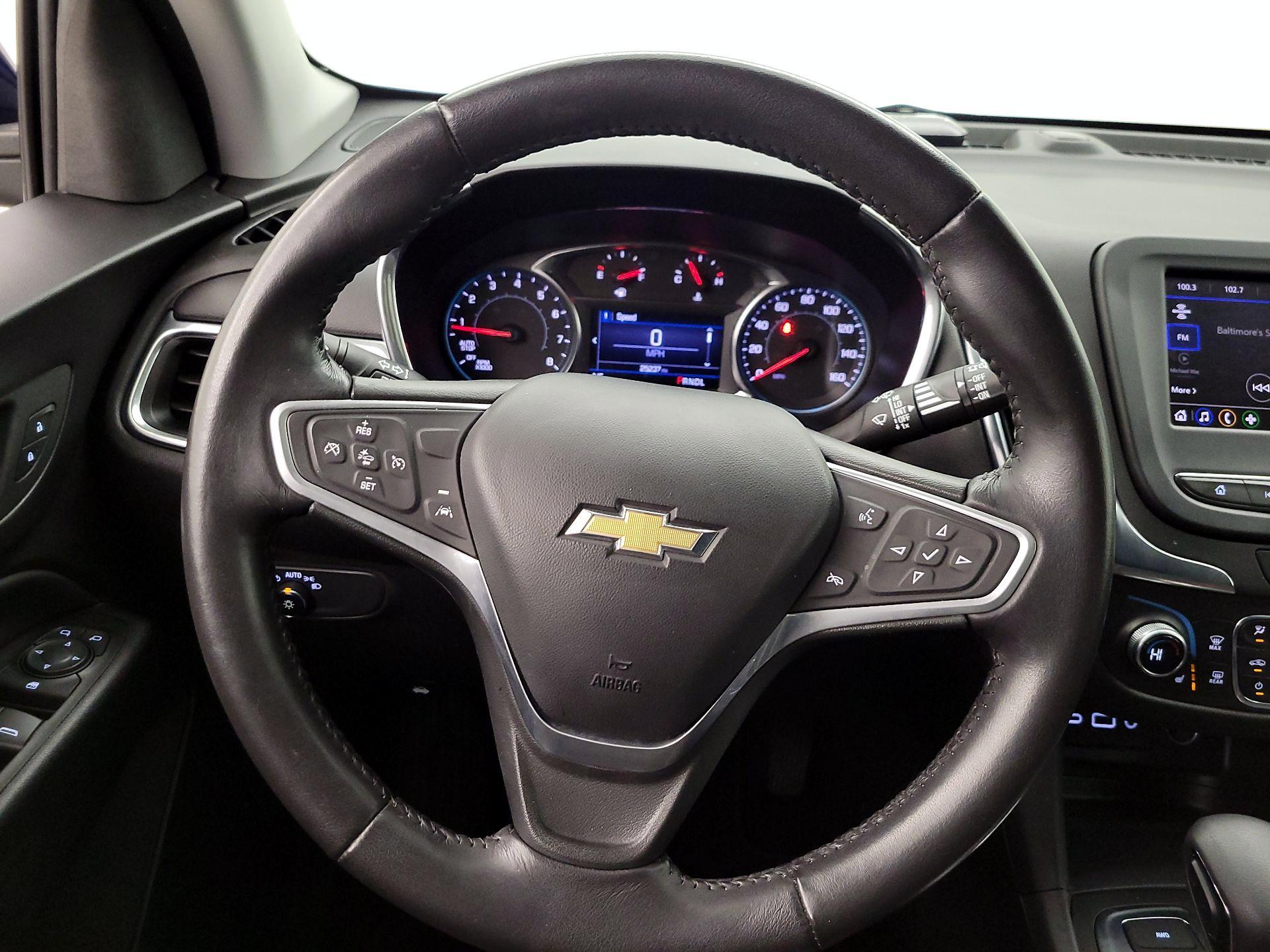 Thumbnail: 2022 Chevrolet Equinox - 10