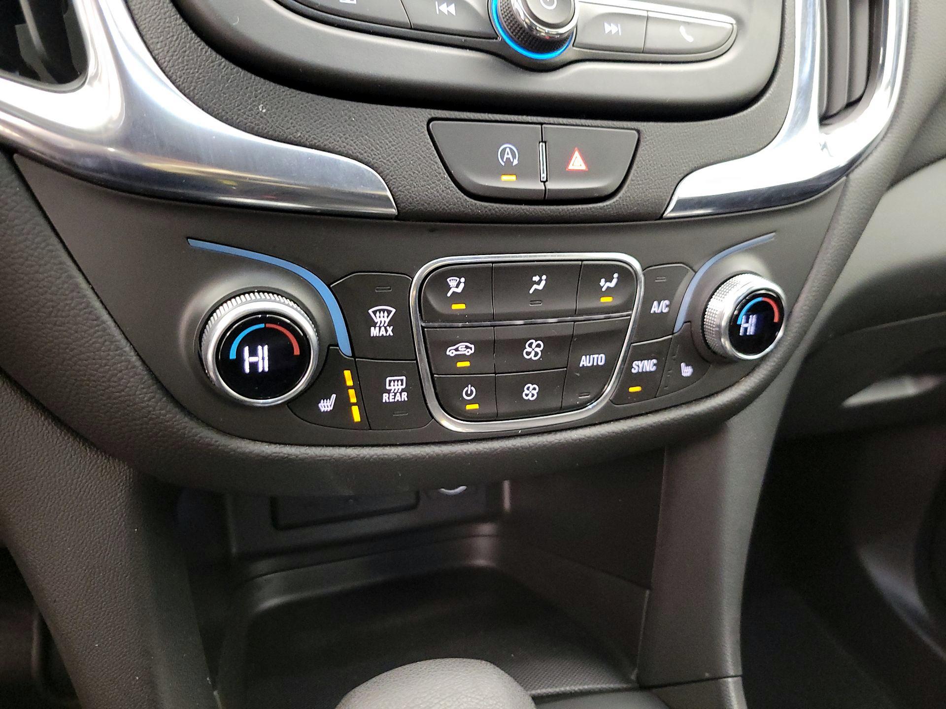 Thumbnail: 2022 Chevrolet Equinox - 16