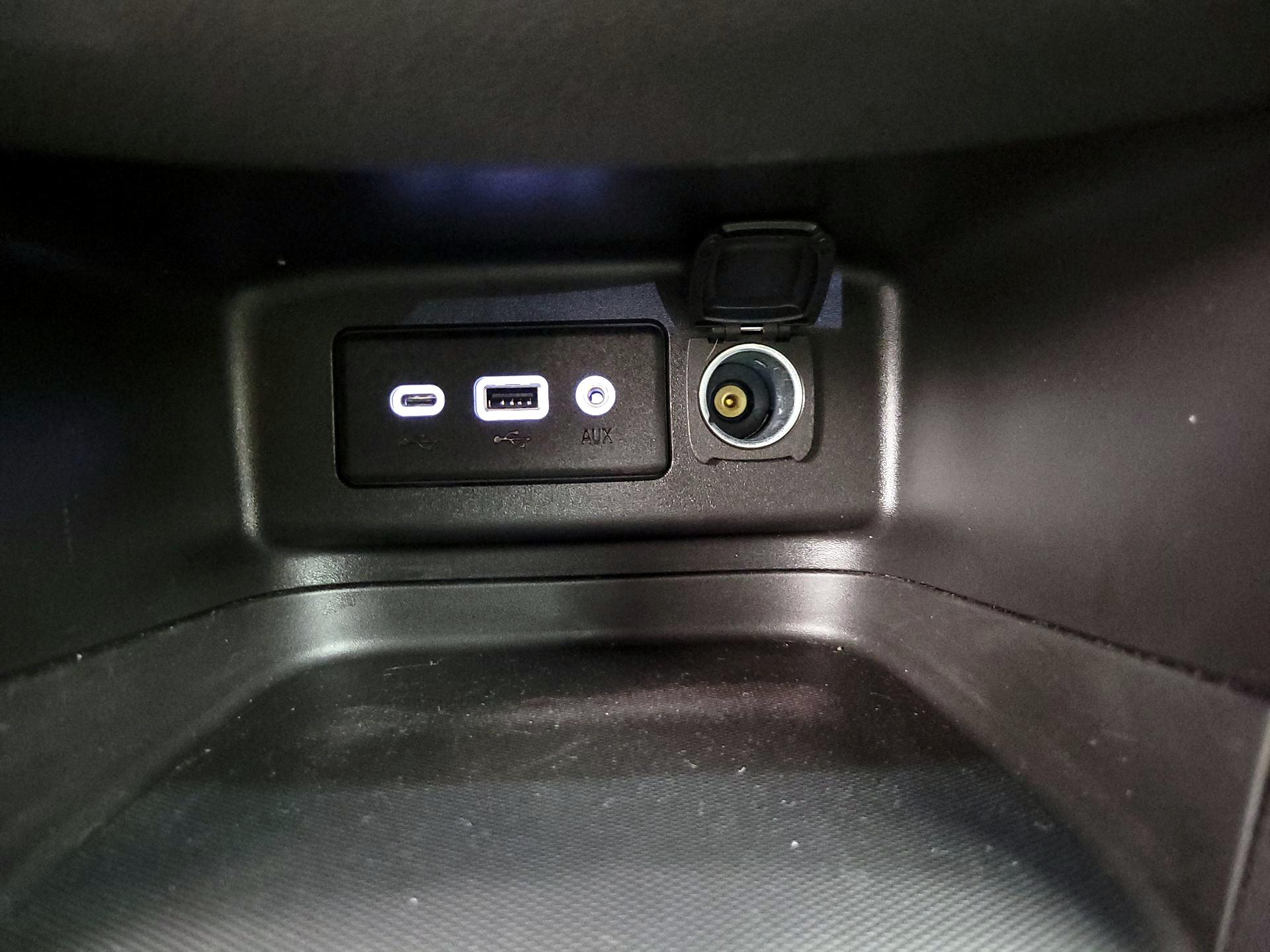 Thumbnail: 2022 Chevrolet Equinox - 18