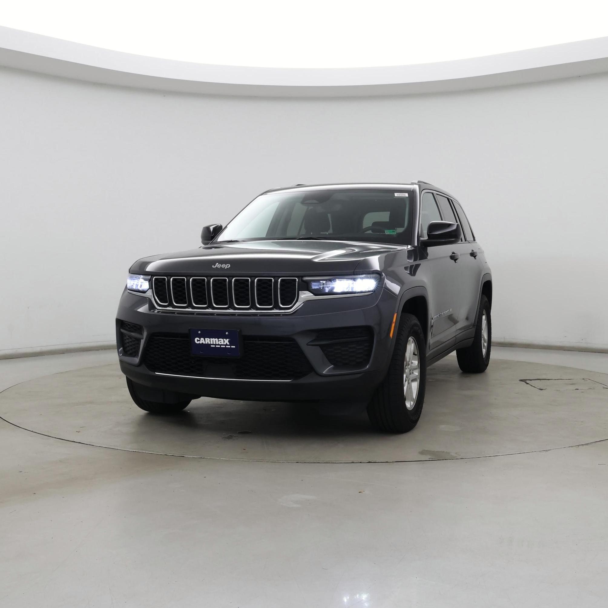 Thumbnail: 2023 Jeep Grand Cherokee - 4