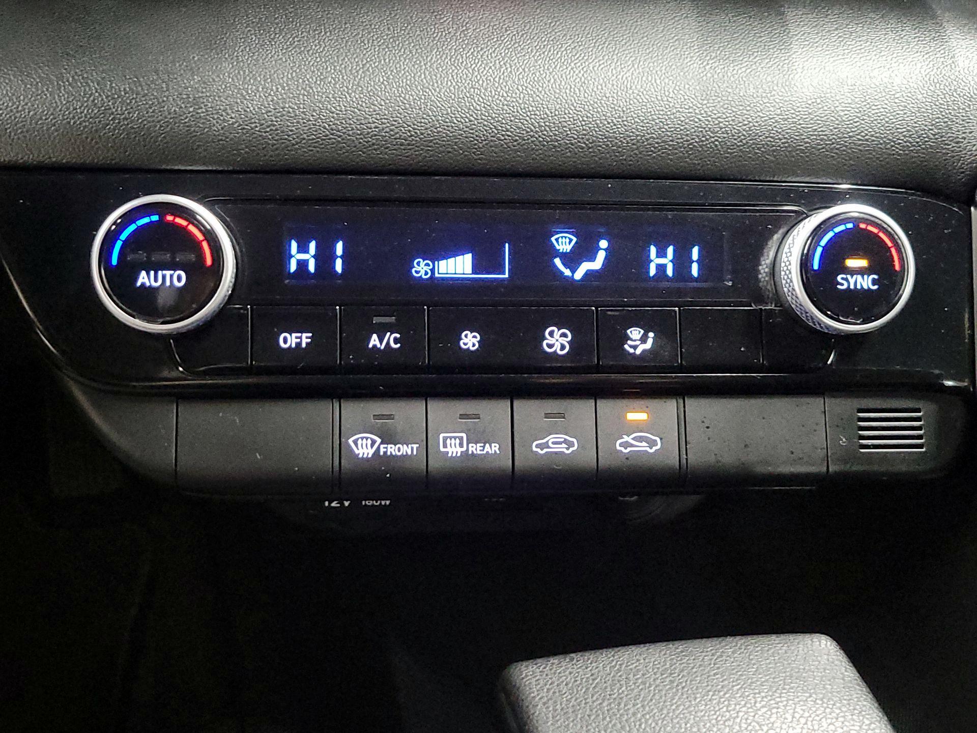 Thumbnail: 2023 Hyundai Elantra - 16