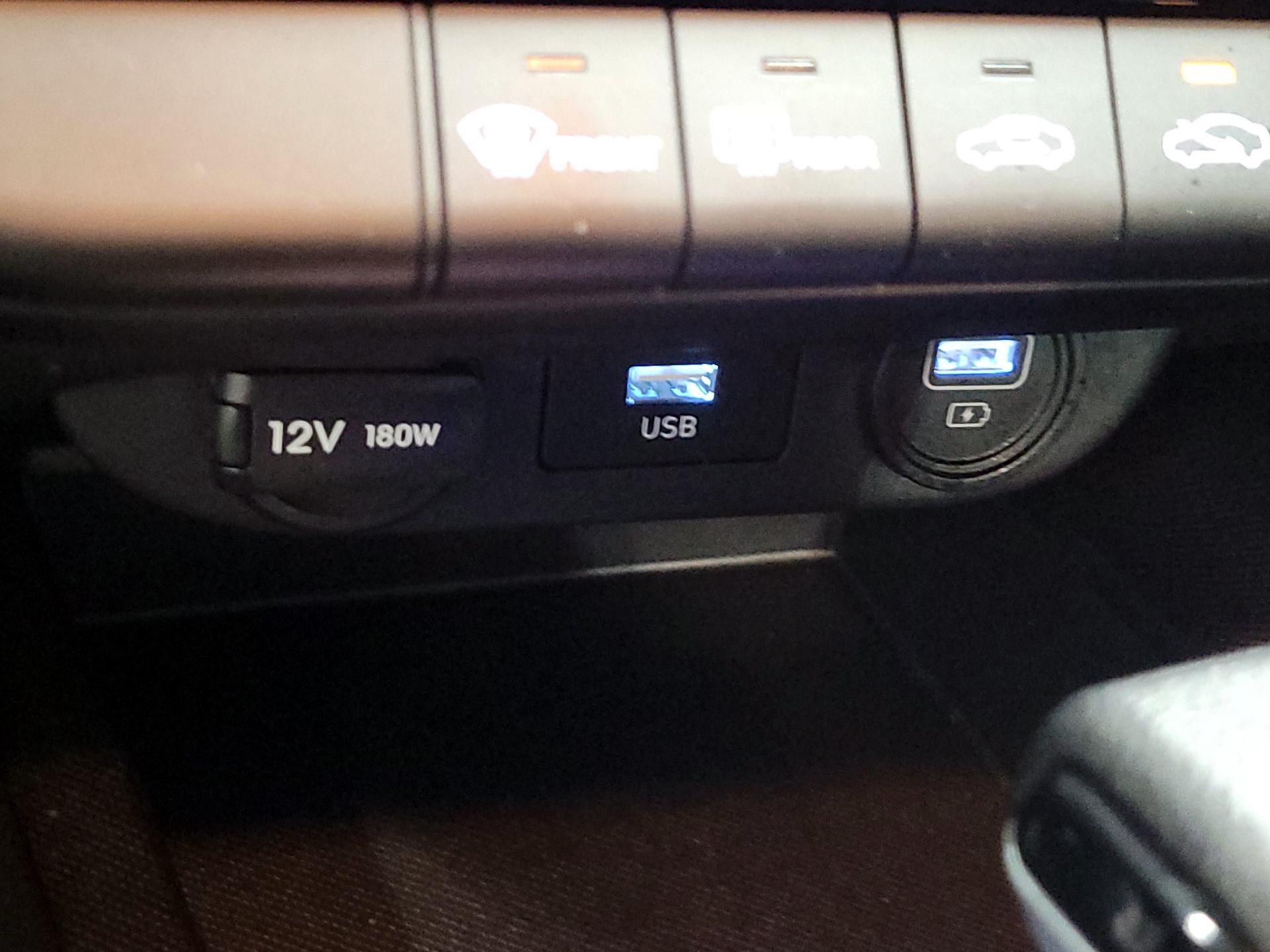 Thumbnail: 2023 Hyundai Elantra - 18