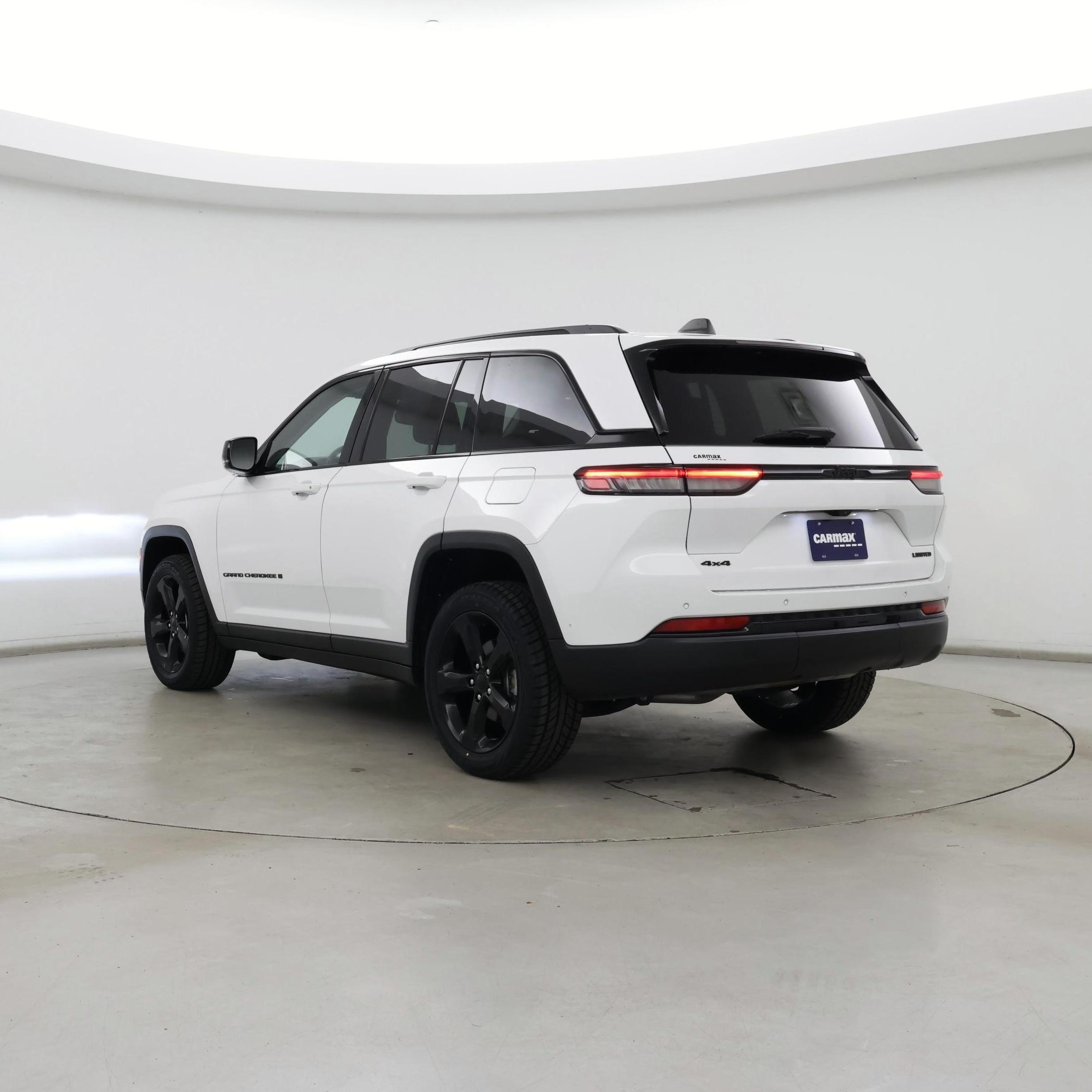 Thumbnail: 2023 Jeep Grand Cherokee - 2