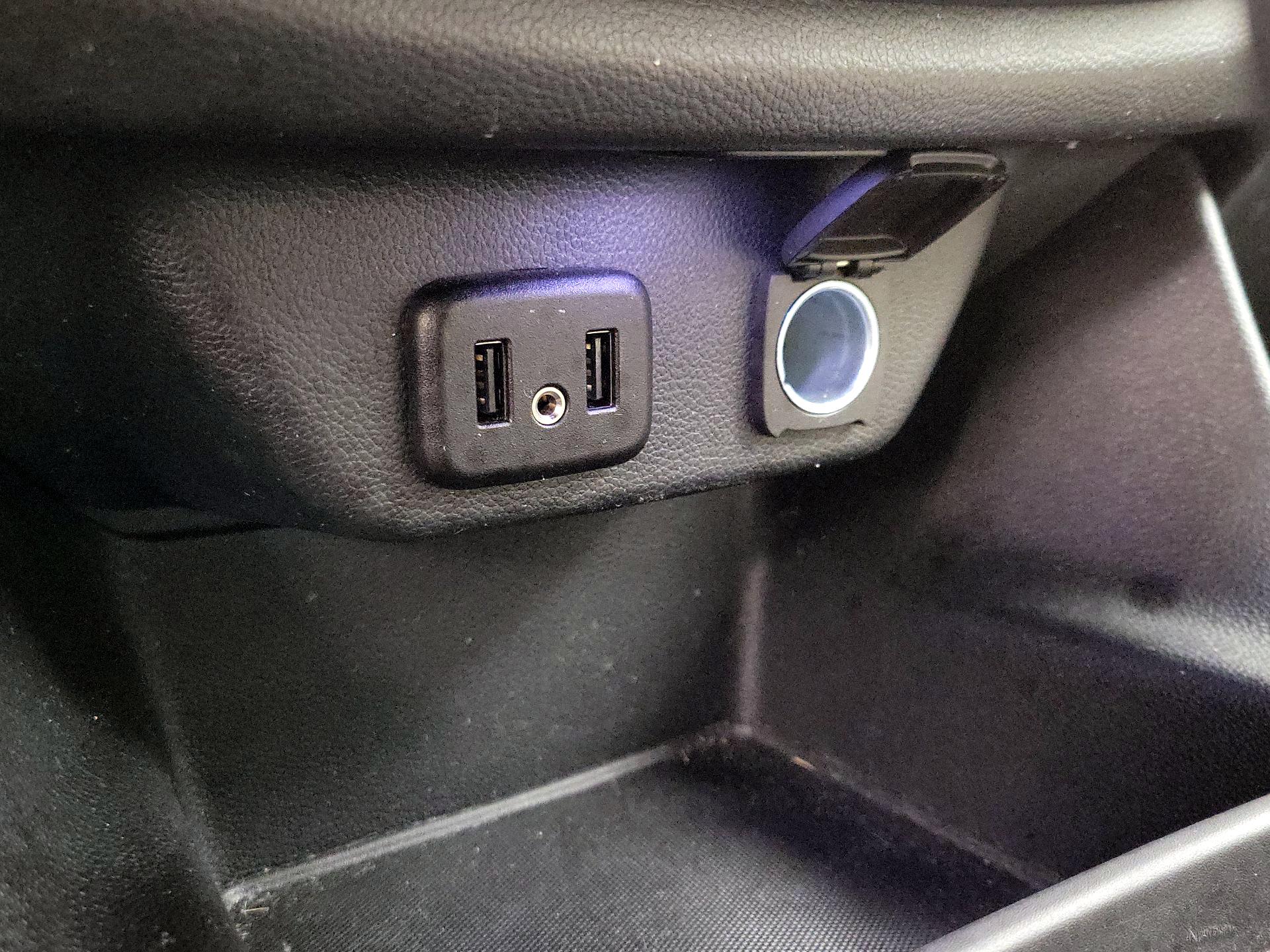 Thumbnail: 2023 Chevrolet Traverse - 18