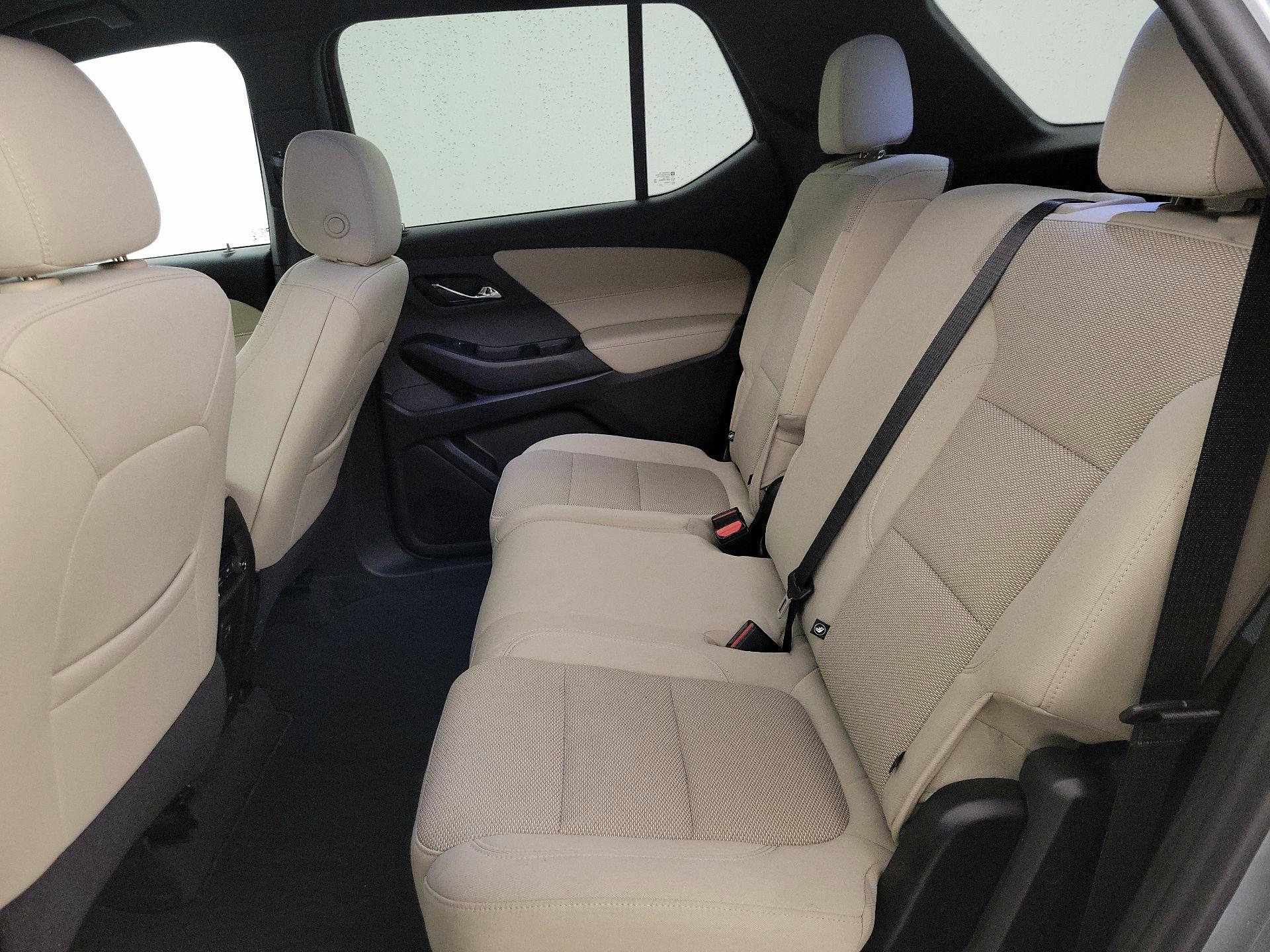 Thumbnail: 2023 Chevrolet Traverse - 19