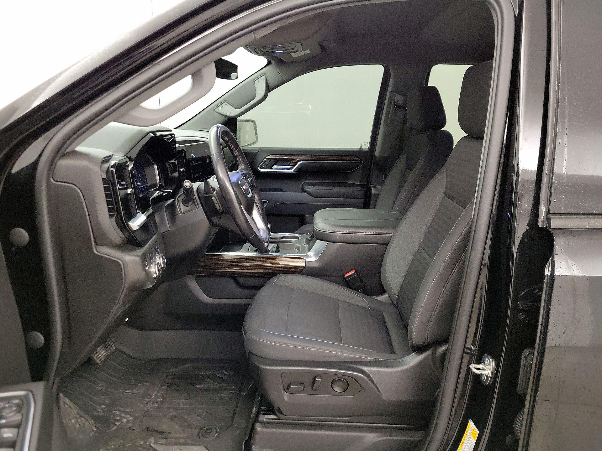 Thumbnail: 2023 GMC Sierra 1500 - 11