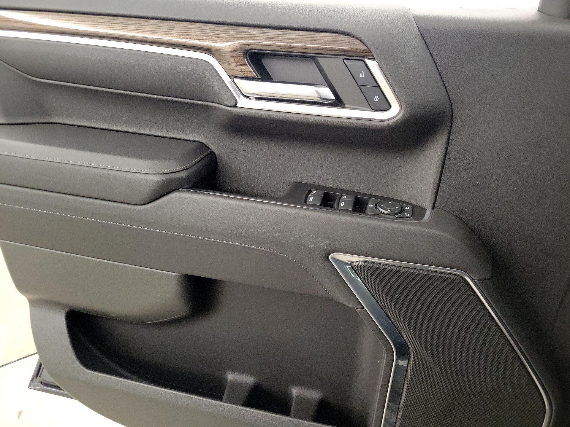 Thumbnail: 2023 Chevrolet Silverado 1500 - 12