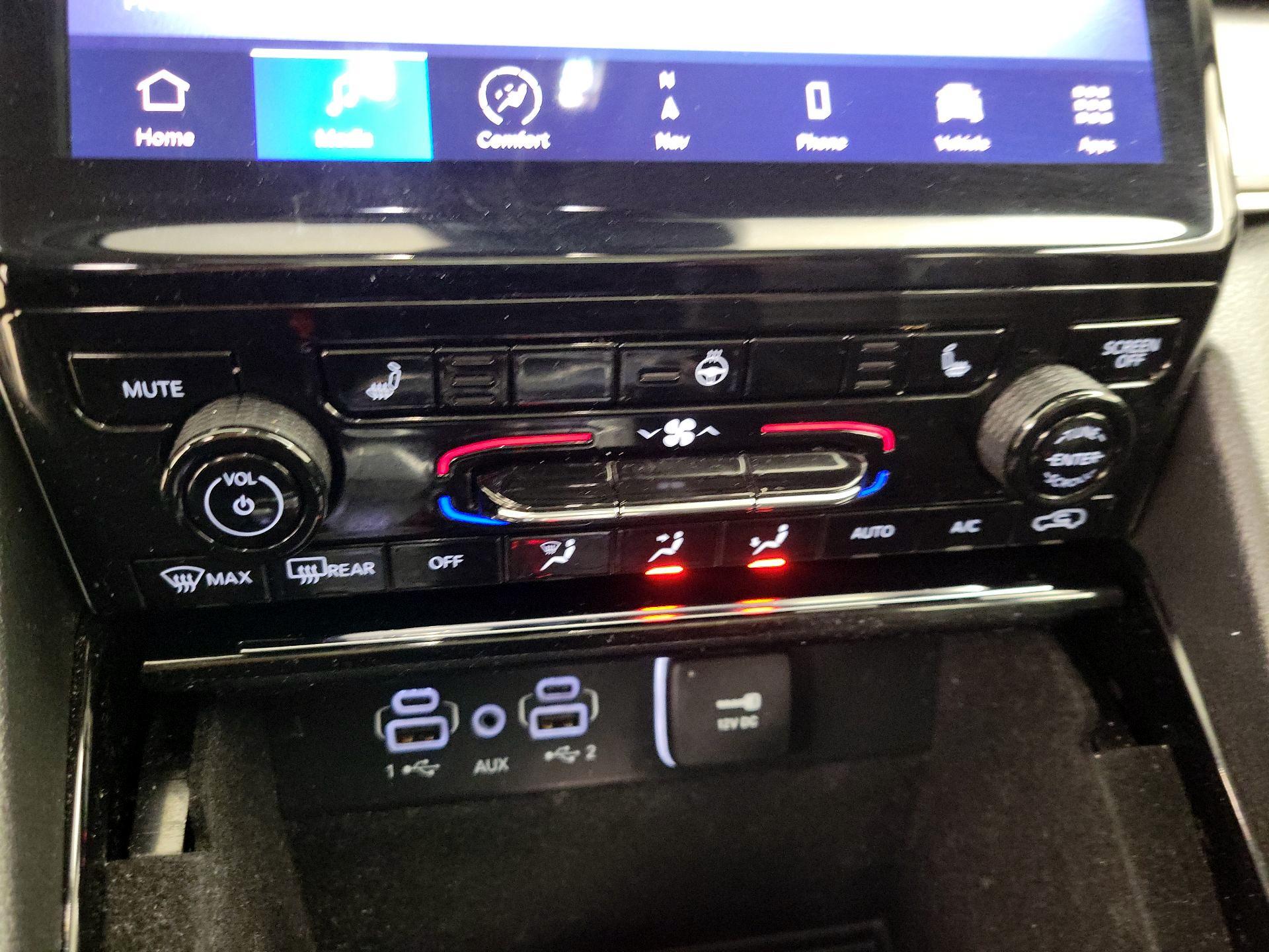 Thumbnail: 2023 Jeep Grand Cherokee - 17