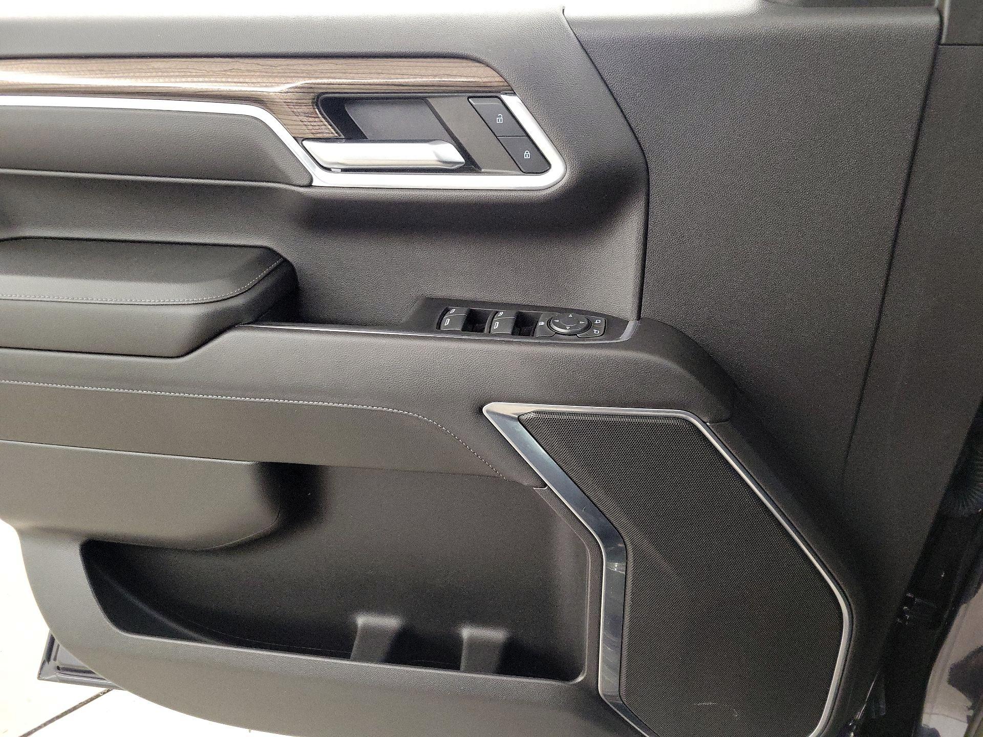 Thumbnail: 2023 Chevrolet Silverado 1500 - 12