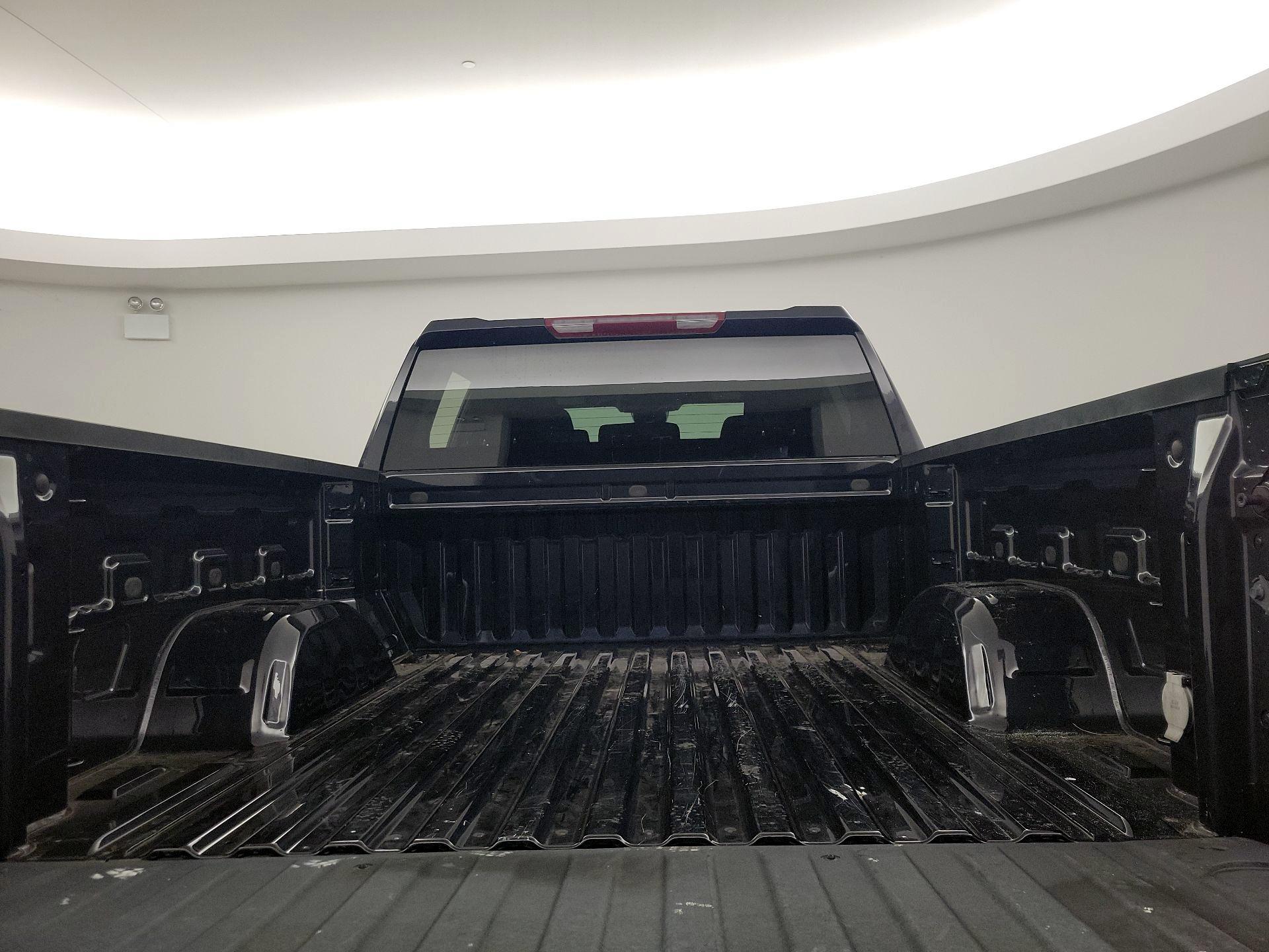 Thumbnail: 2023 Chevrolet Silverado 1500 - 20