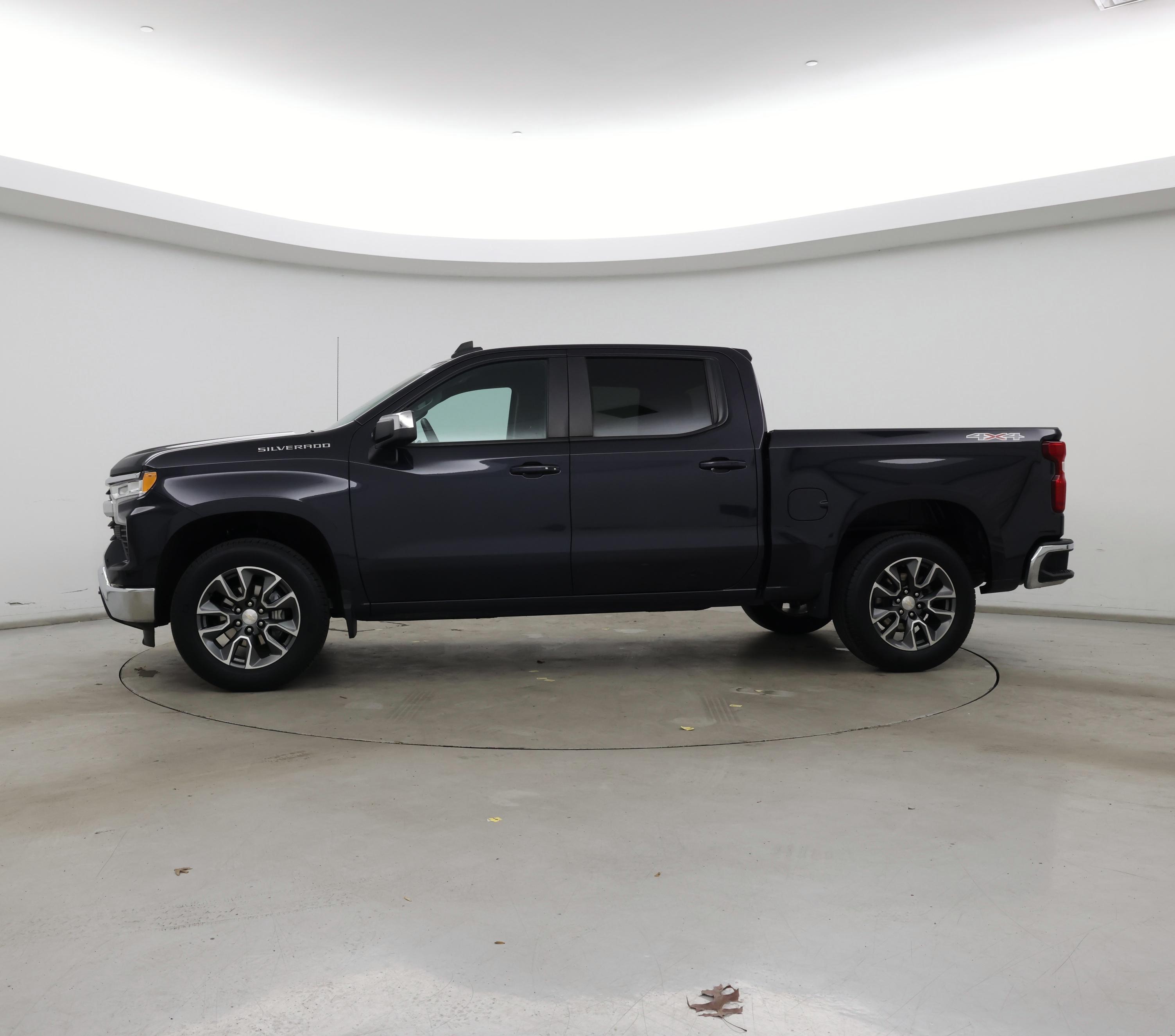 Thumbnail: 2023 Chevrolet Silverado 1500 - 3