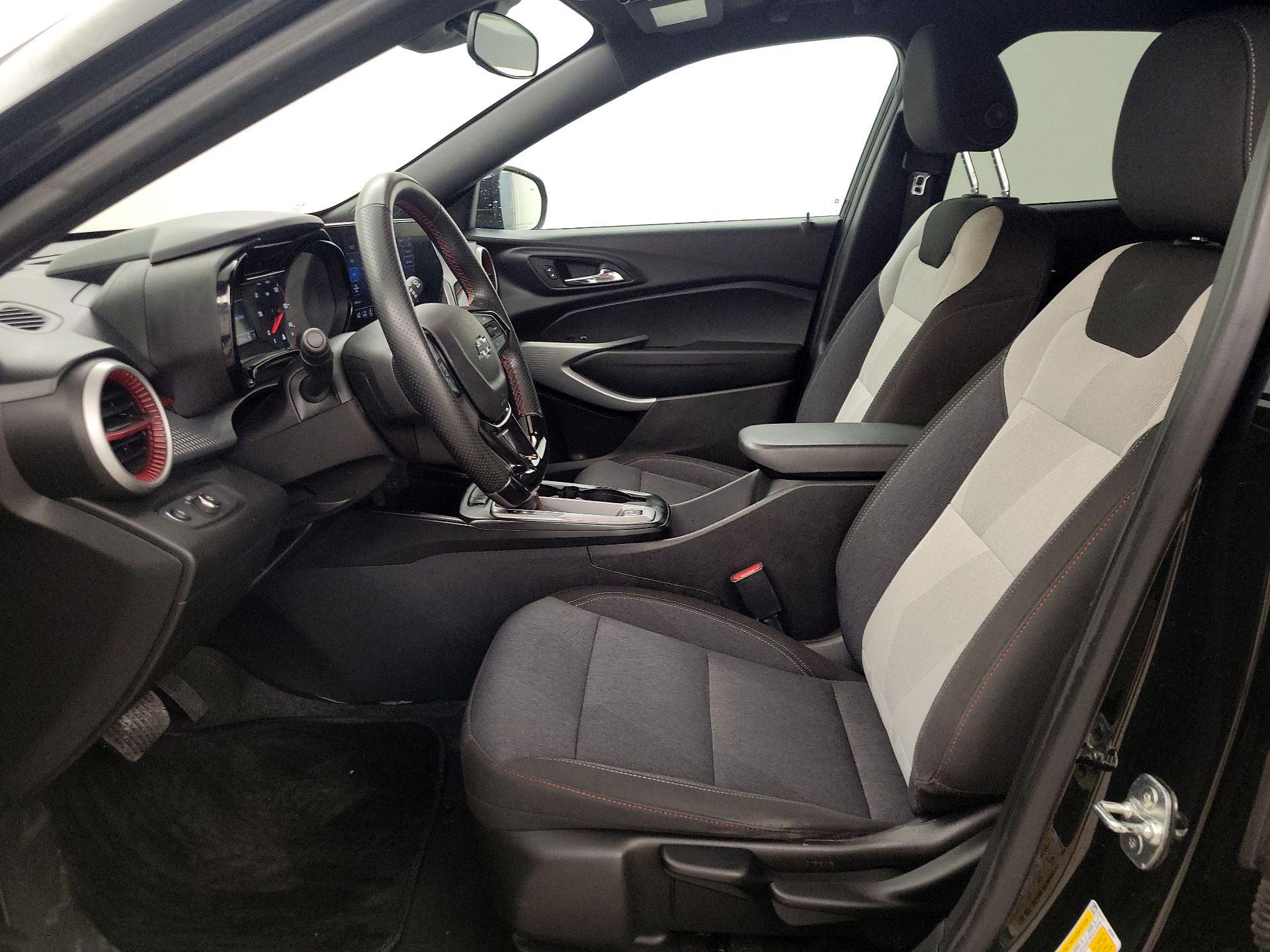 Thumbnail: 2024 Chevrolet Trax - 11