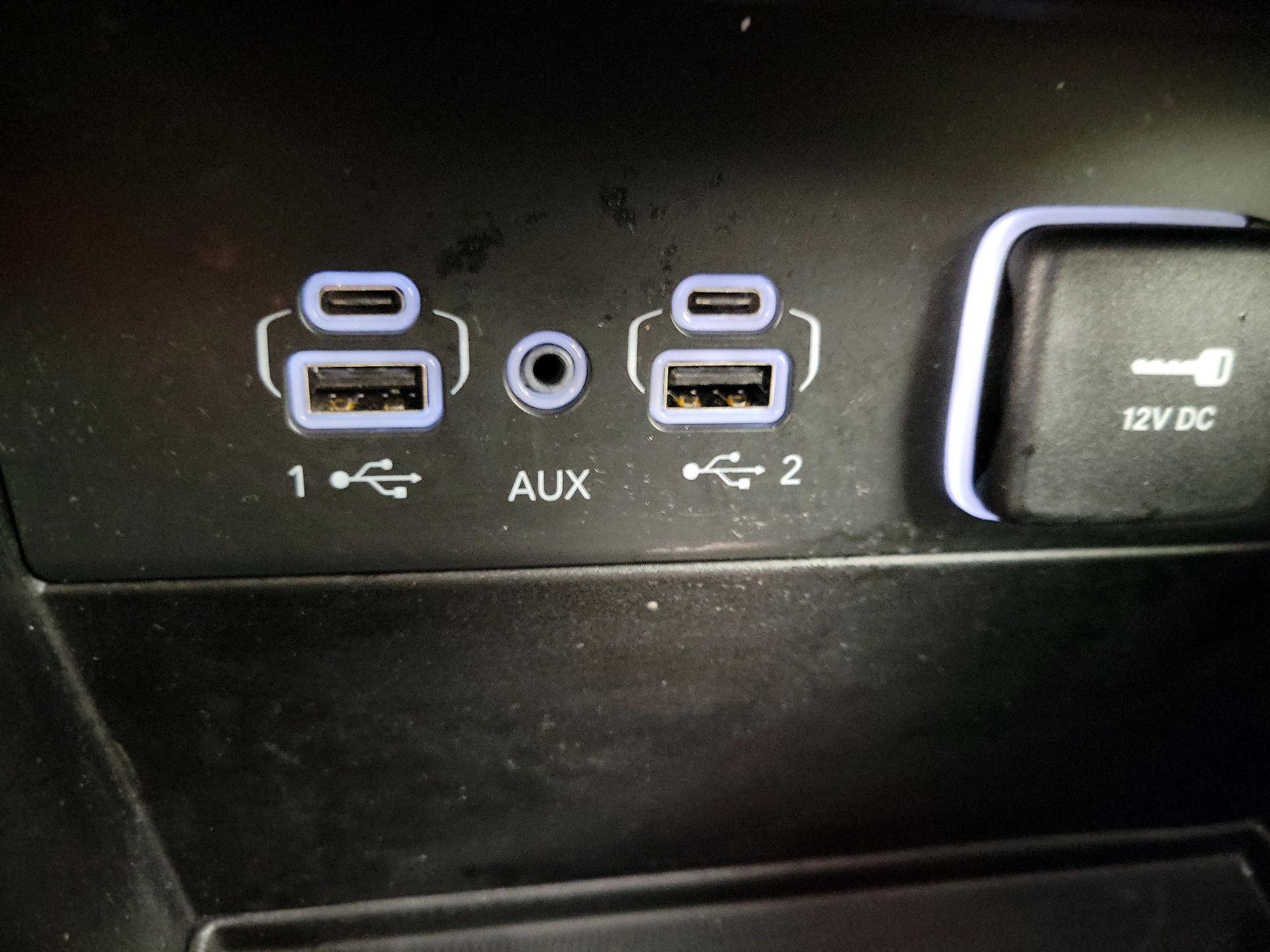 Thumbnail: 2023 Jeep Grand Cherokee - 19