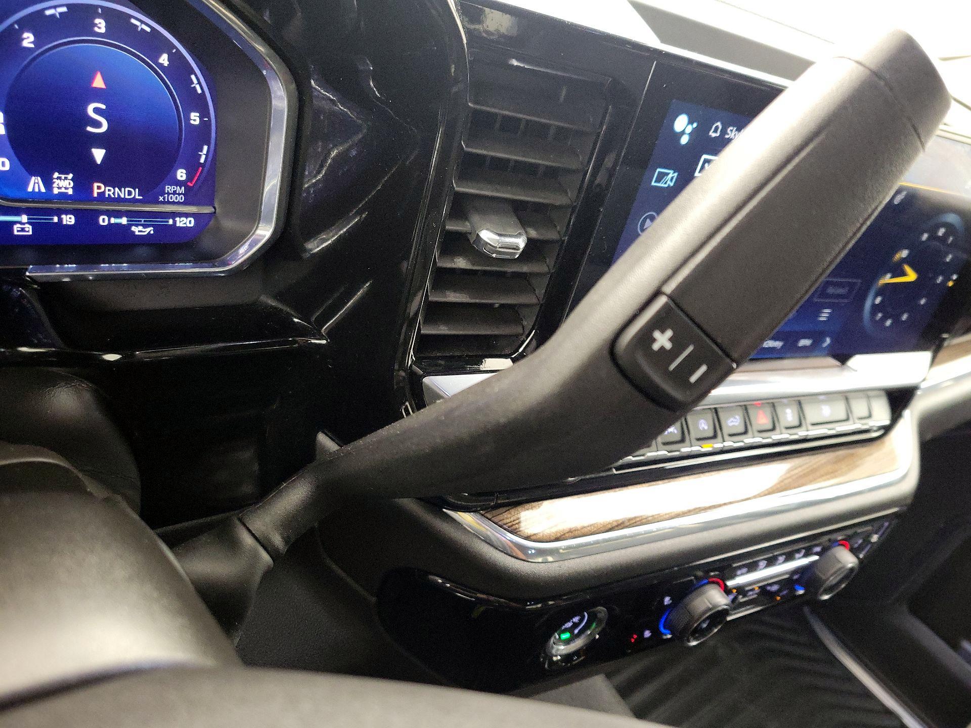 Thumbnail: 2023 Chevrolet Silverado 1500 - 17