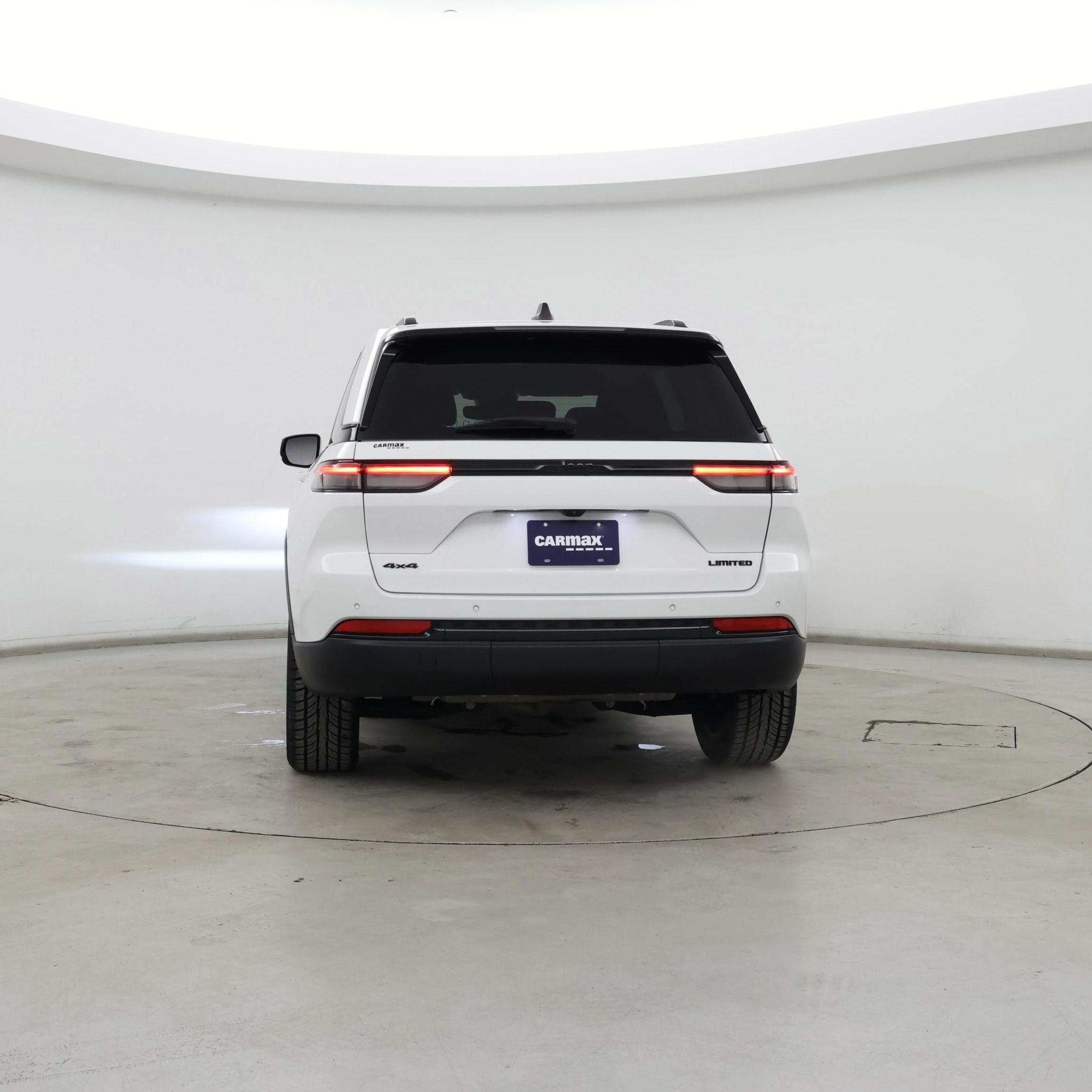 Thumbnail: 2023 Jeep Grand Cherokee - 6