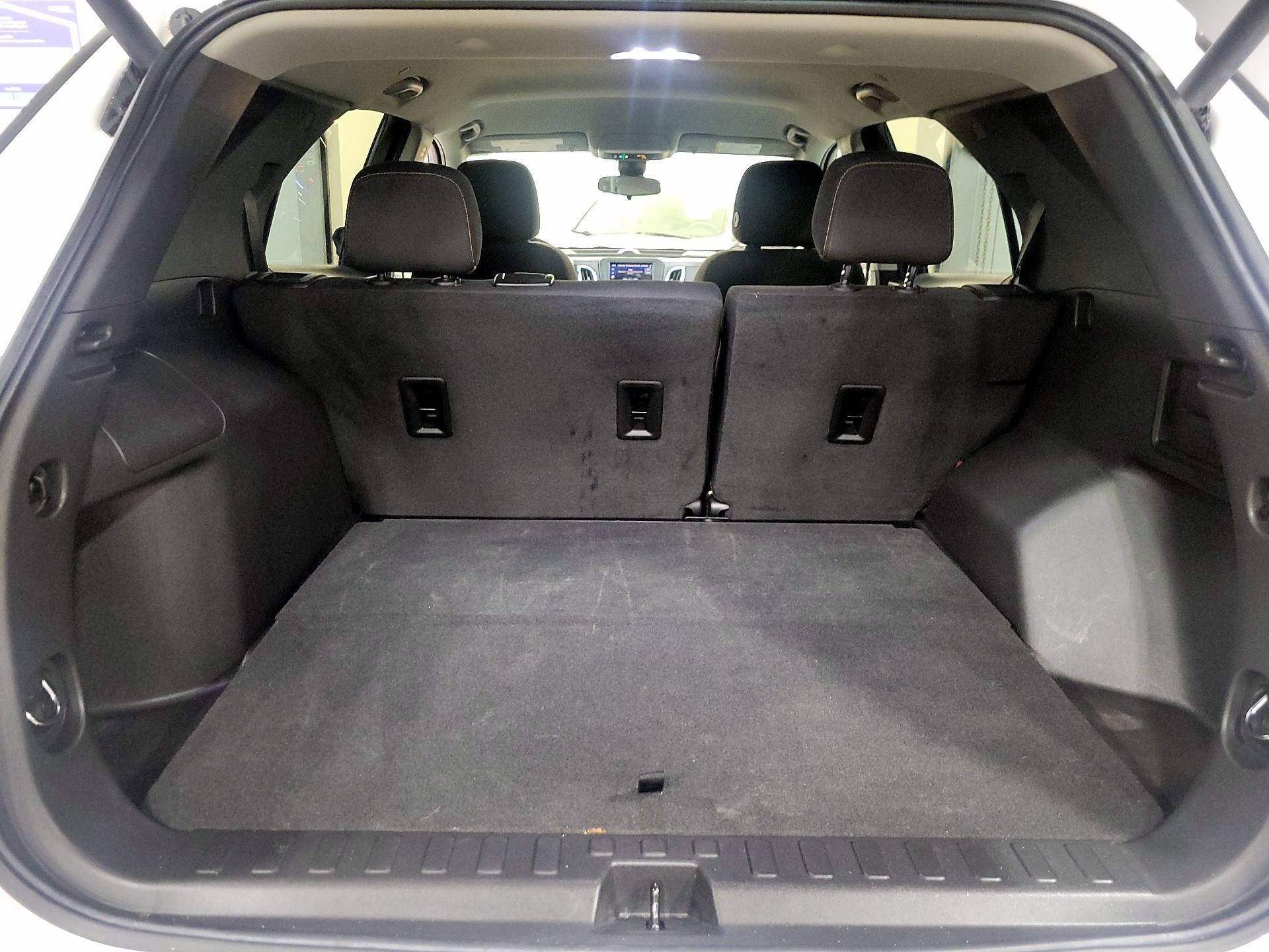 Thumbnail: 2022 Chevrolet Equinox - 20