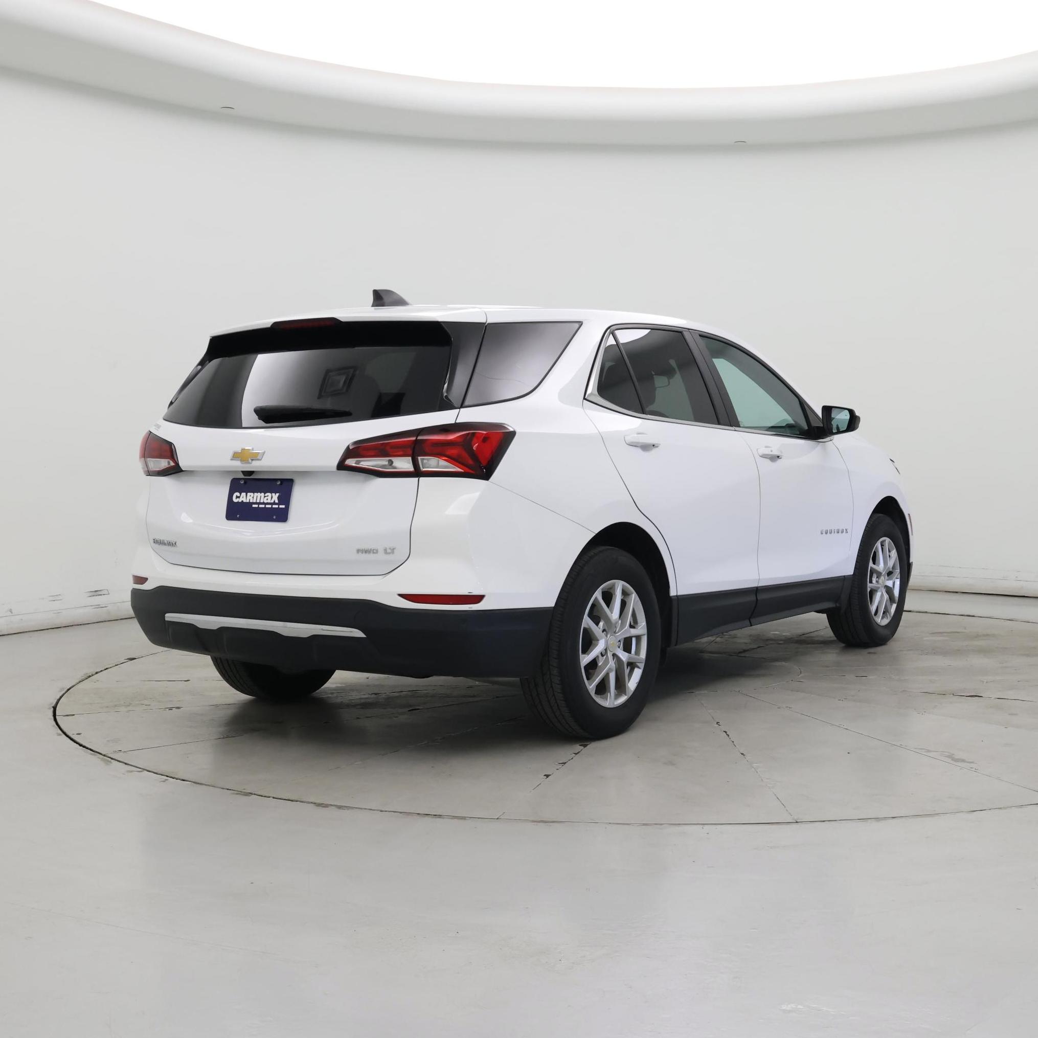 Thumbnail: 2022 Chevrolet Equinox - 8