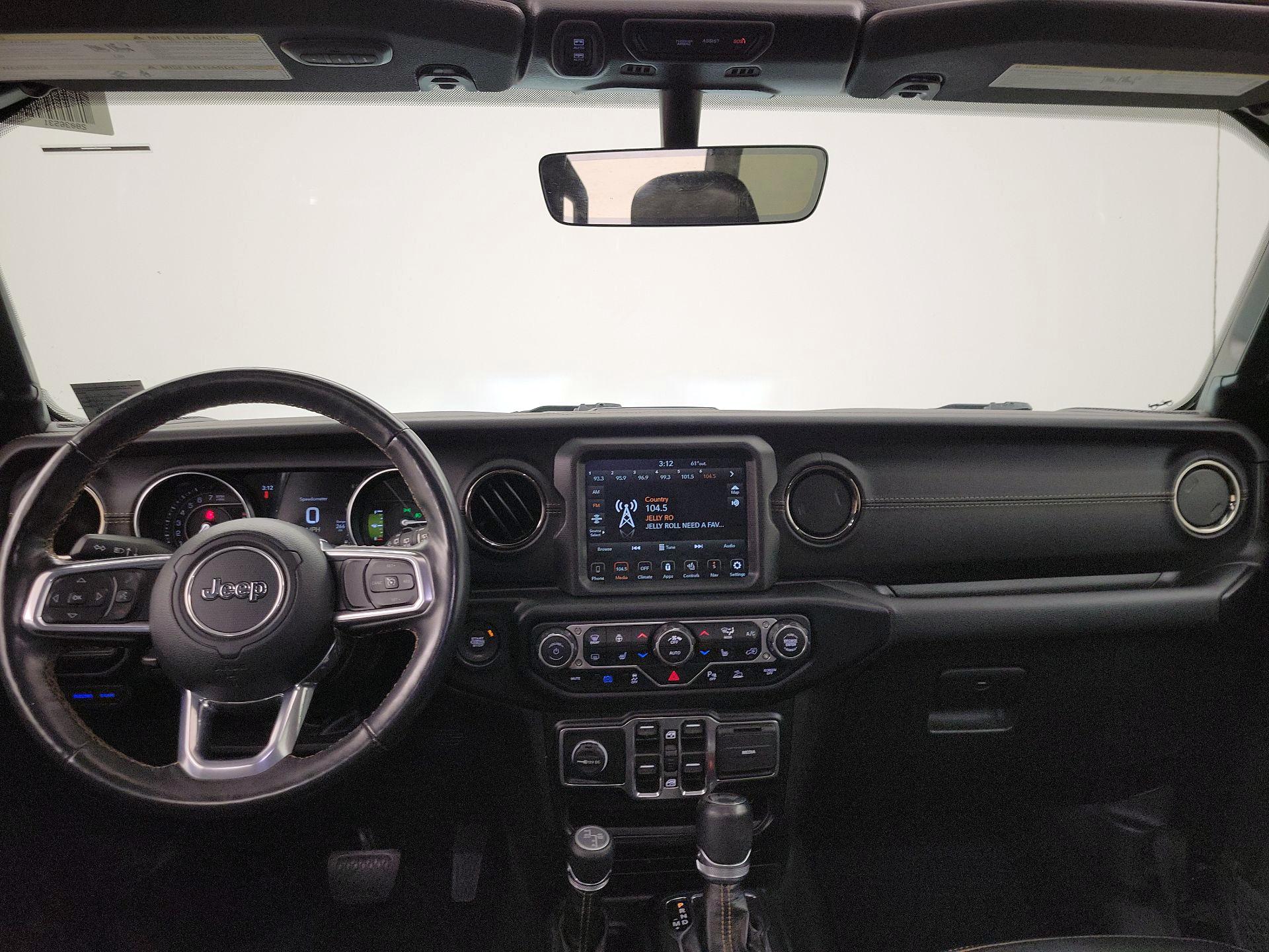 Thumbnail: 2022 Jeep Wrangler - 9