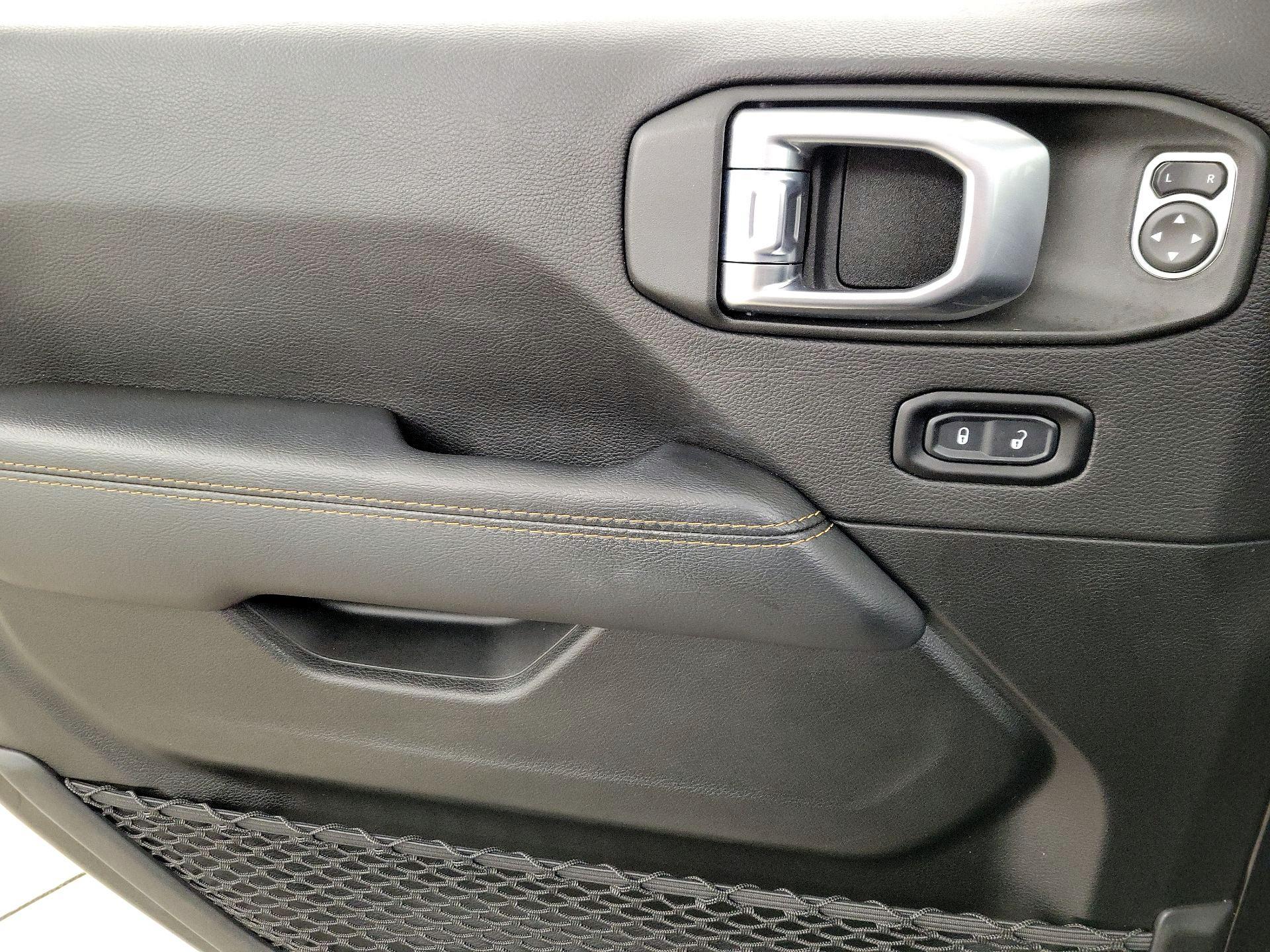 Thumbnail: 2022 Jeep Wrangler - 12