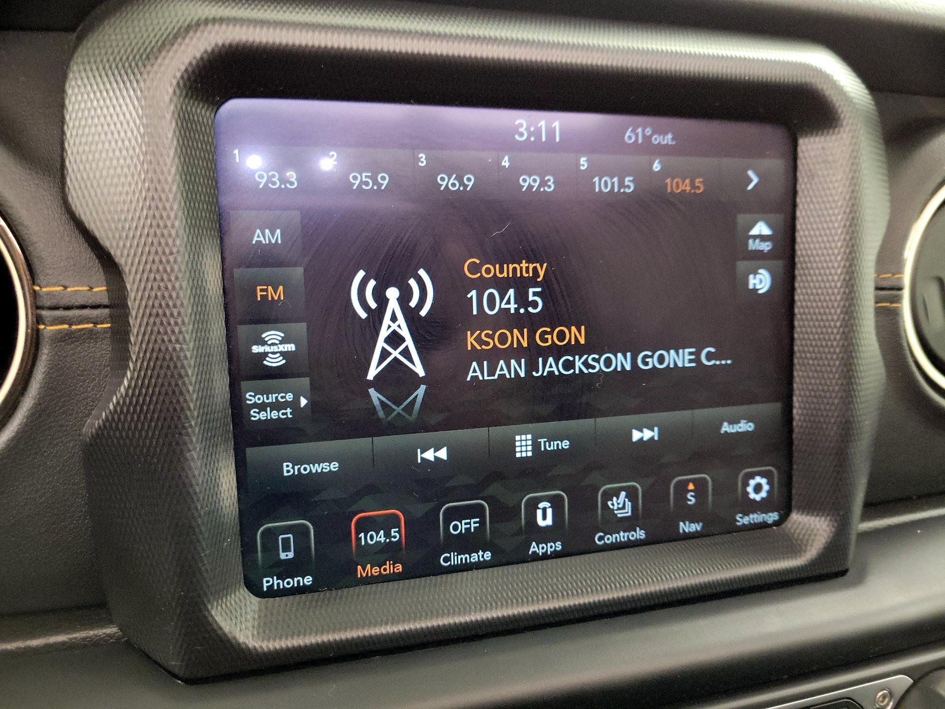 Thumbnail: 2022 Jeep Wrangler - 16