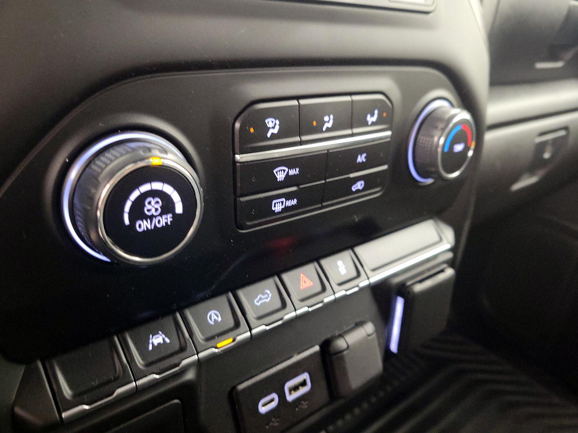 Thumbnail: 2022 Chevrolet Silverado 1500 - 16