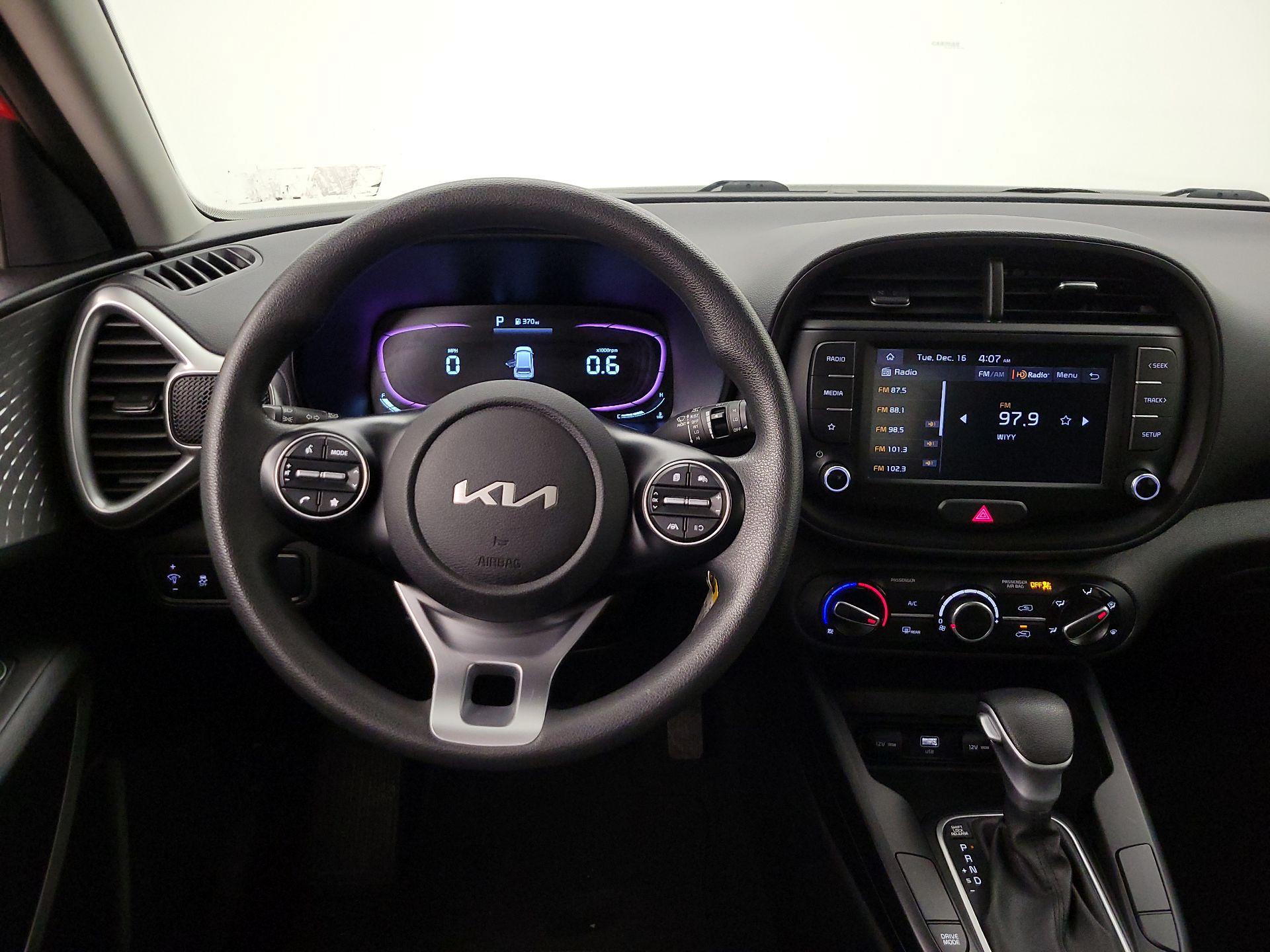 Thumbnail: 2023 Kia Soul - 10