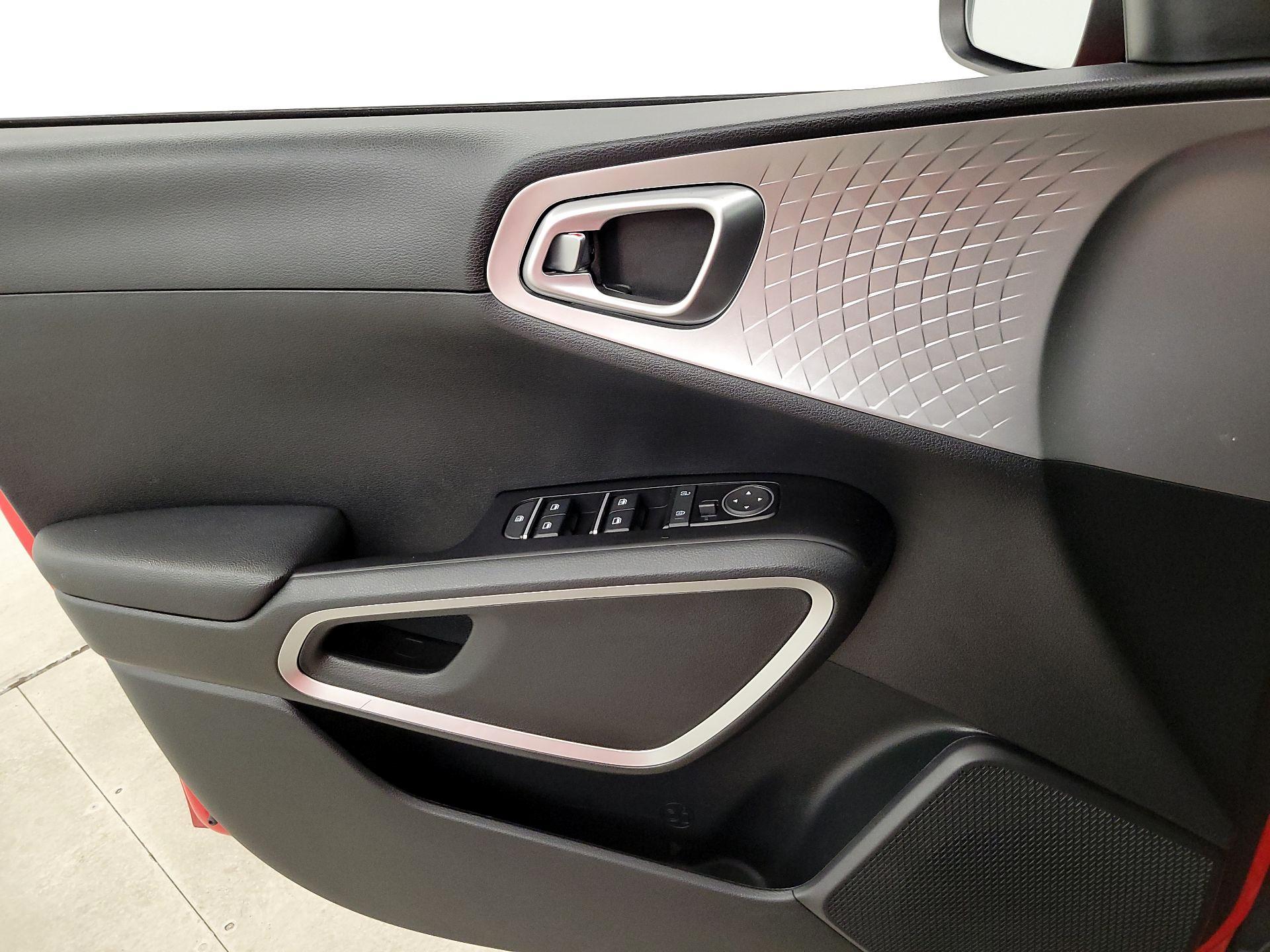 Thumbnail: 2023 Kia Soul - 12