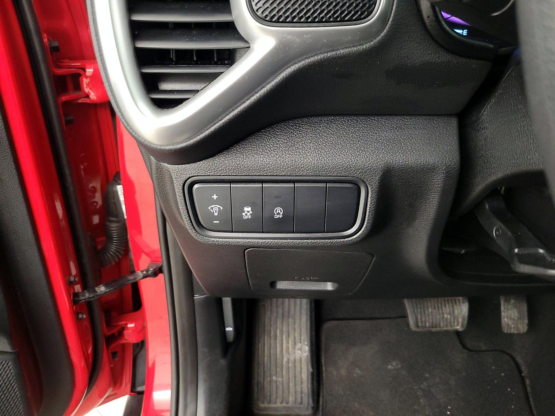 Thumbnail: 2023 Kia Soul - 13