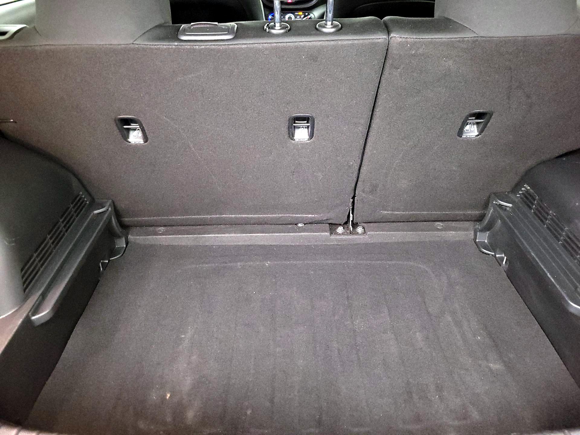 Thumbnail: 2023 Kia Soul - 20