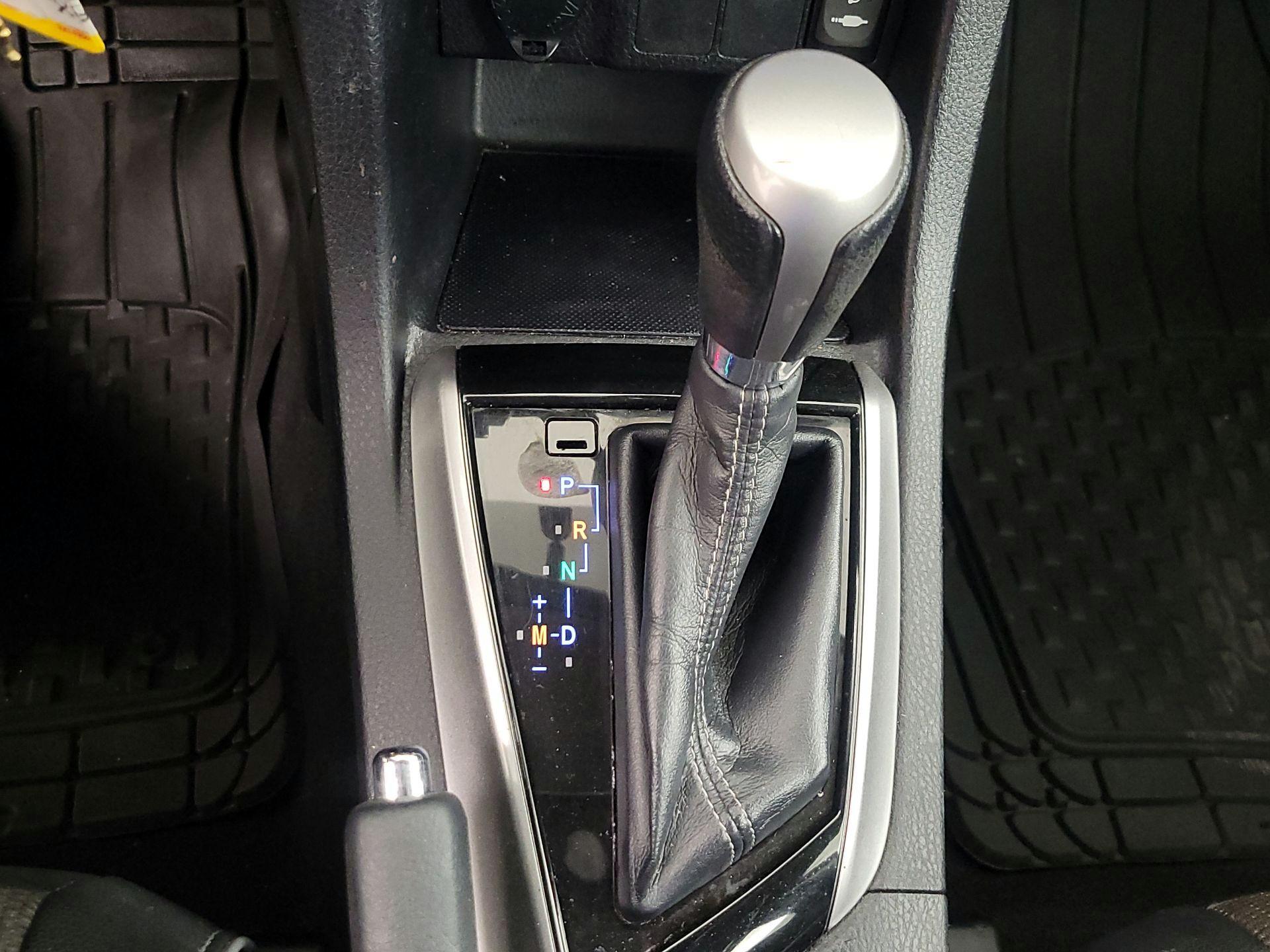 Thumbnail: 2016 Toyota Corolla - 17