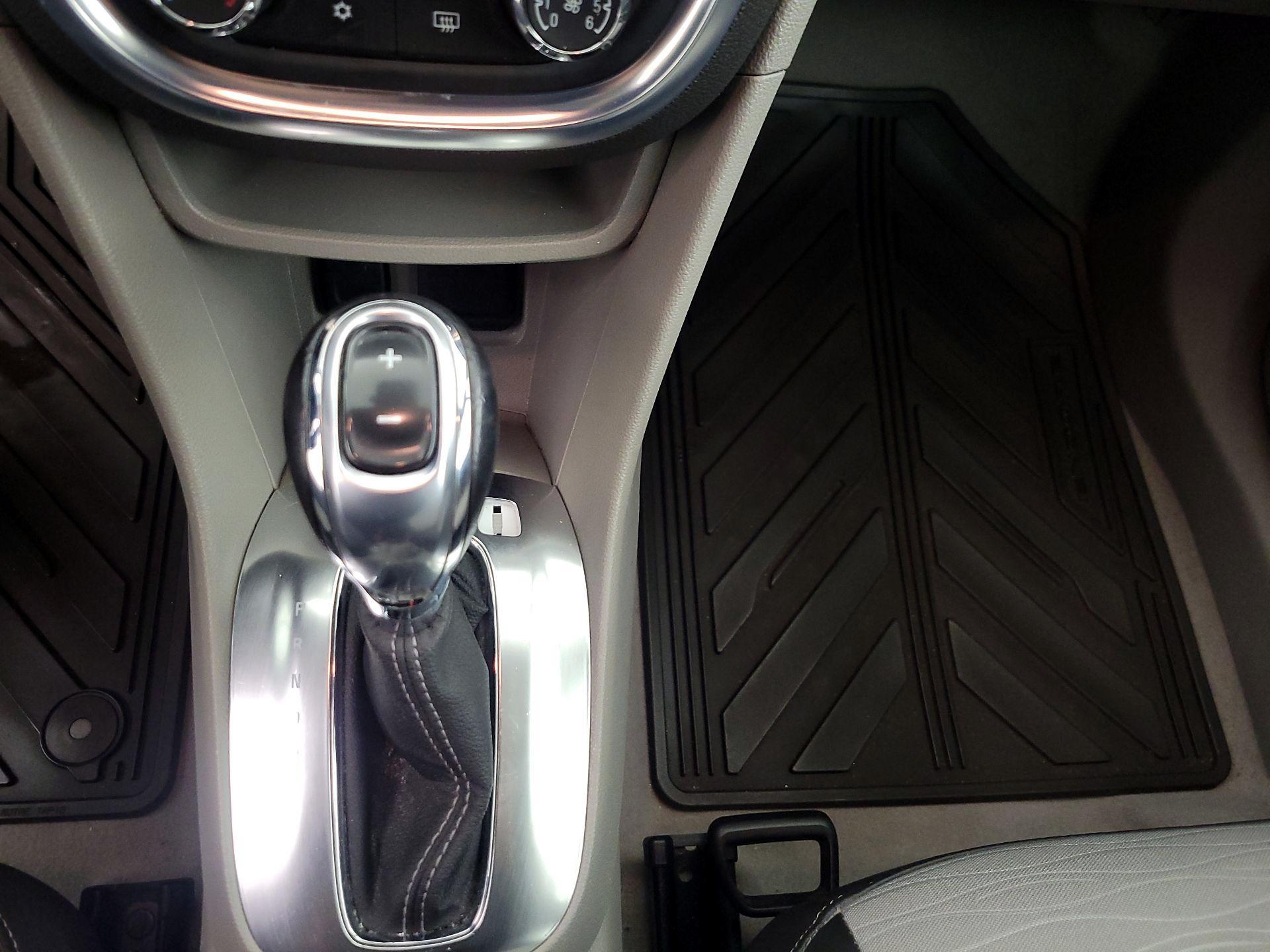 Thumbnail: 2016 Buick Encore - 17