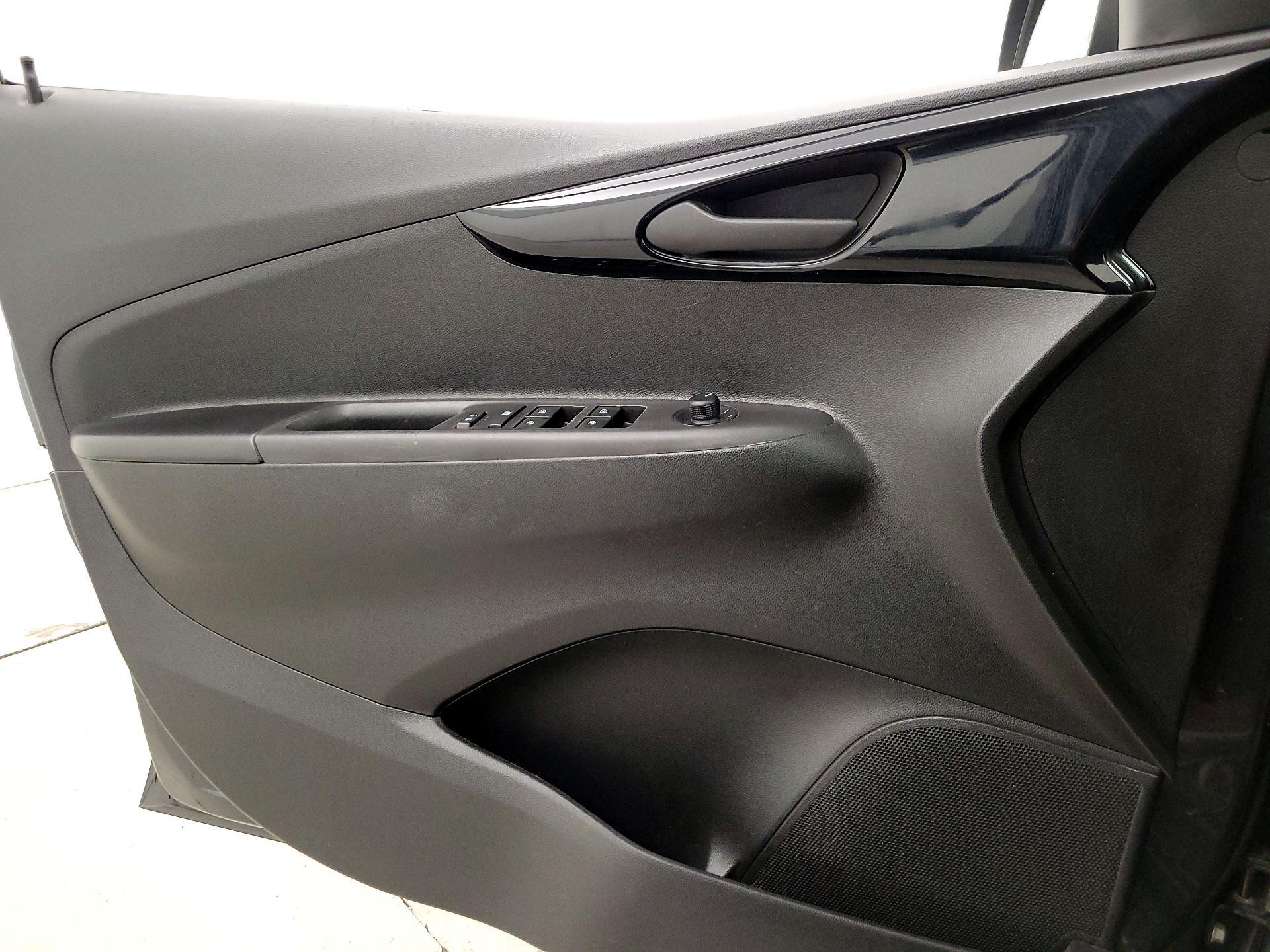 Thumbnail: 2019 Chevrolet Spark - 12