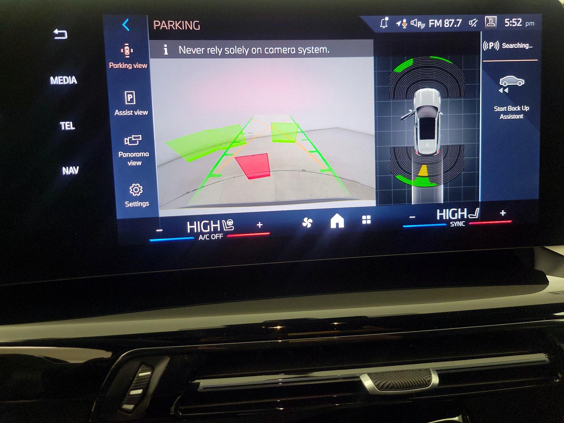 Thumbnail: 2026 BMW X1 - 14