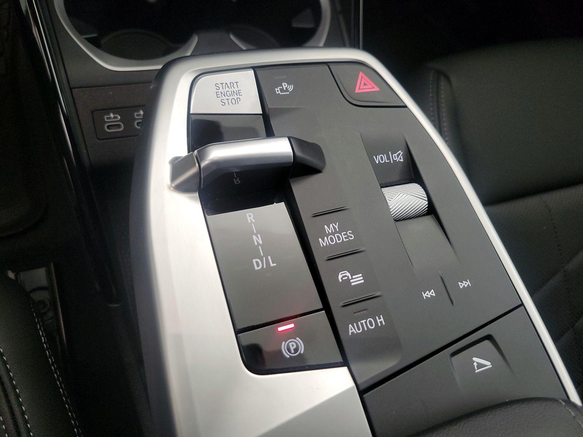 Thumbnail: 2026 BMW X1 - 17