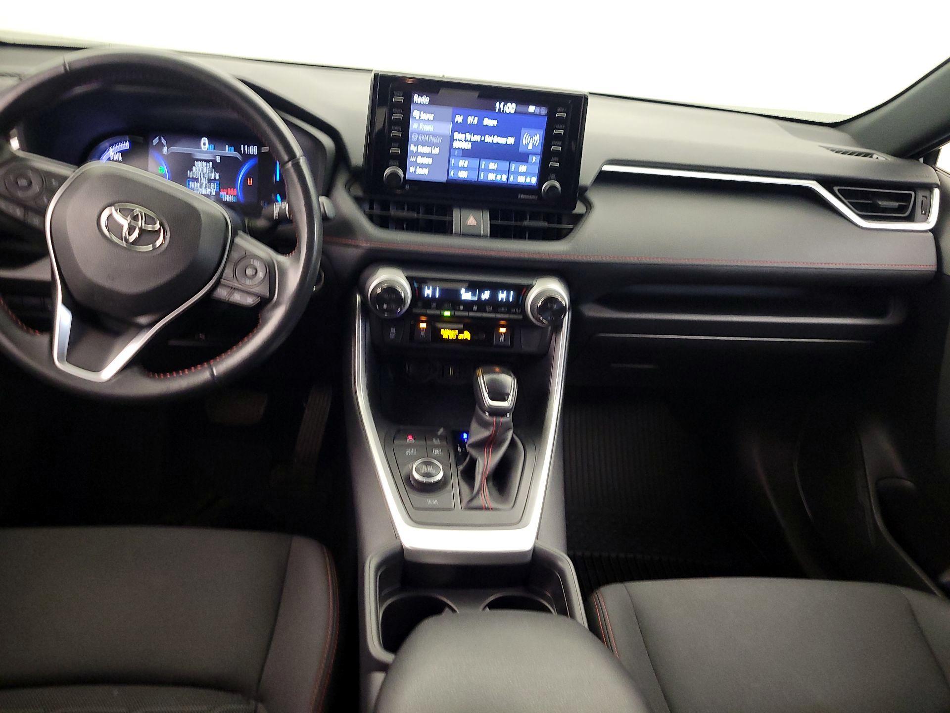 Thumbnail: 2021 Toyota RAV4 - 9