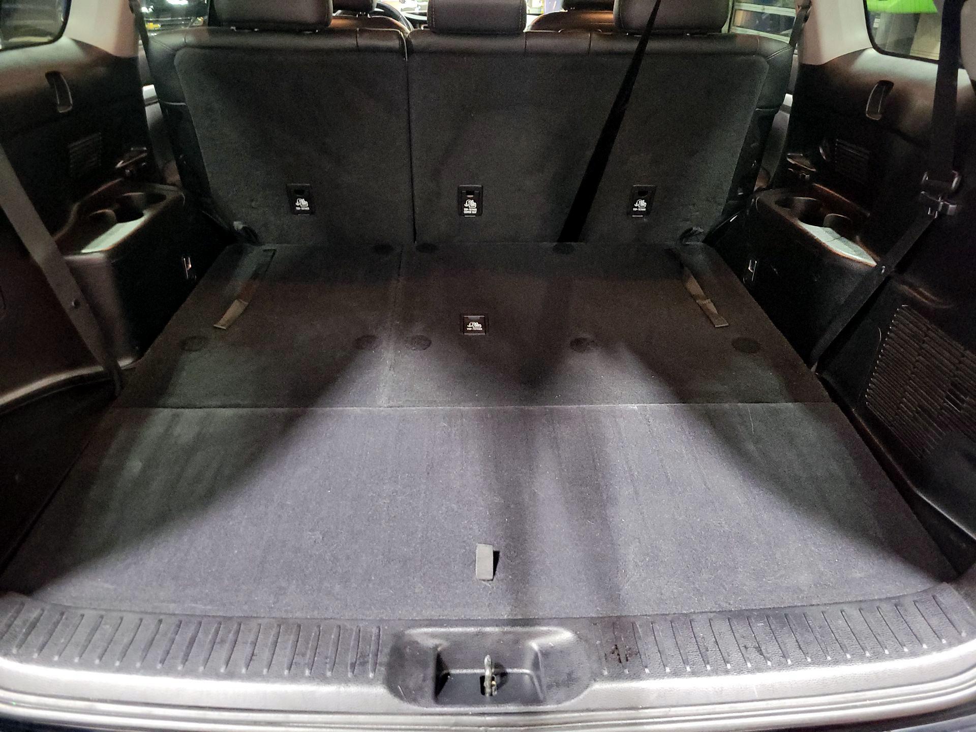 Thumbnail: 2017 Toyota Highlander - 20