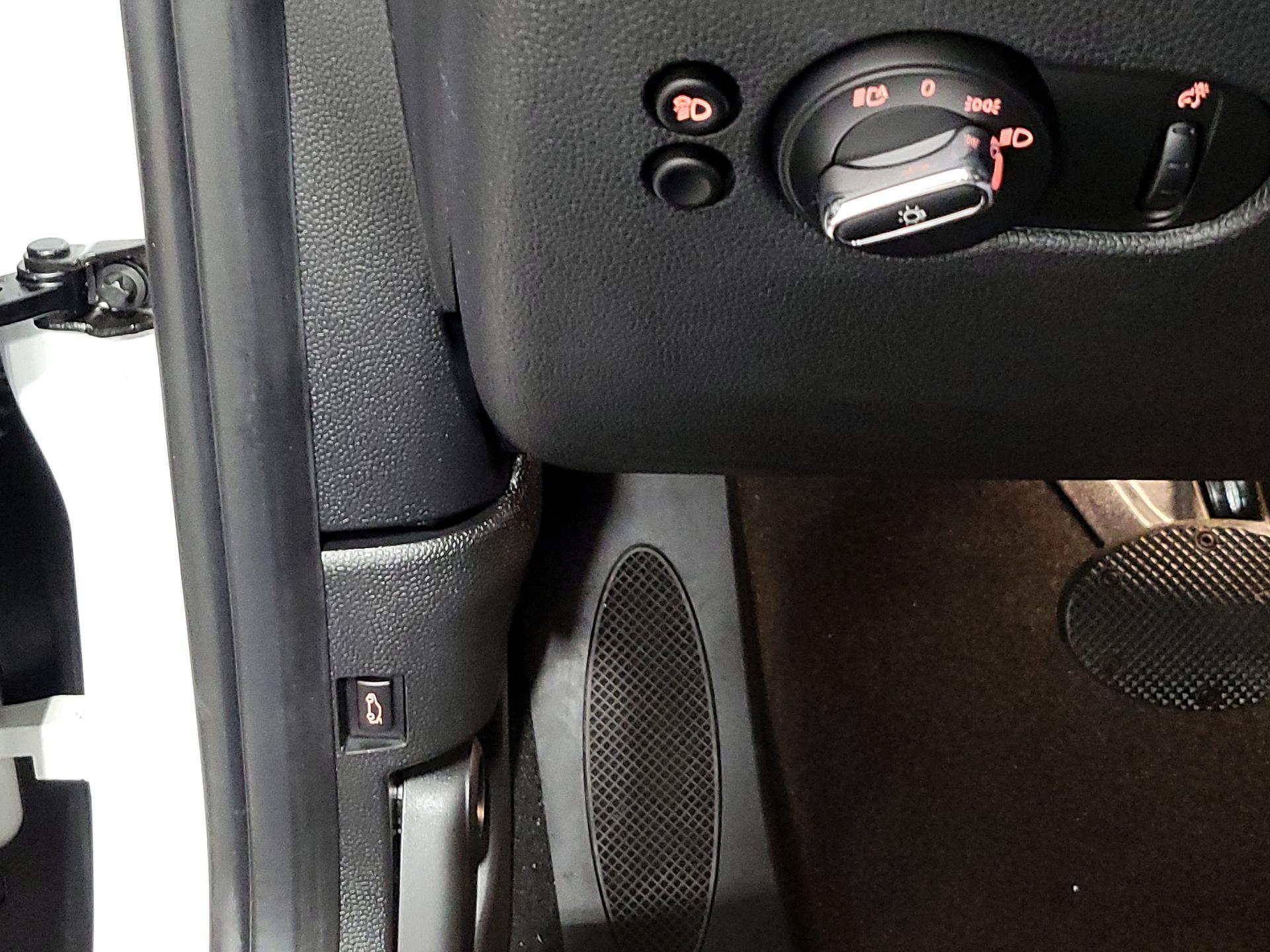 Thumbnail: 2023 MINI Cooper Hardtop - 13