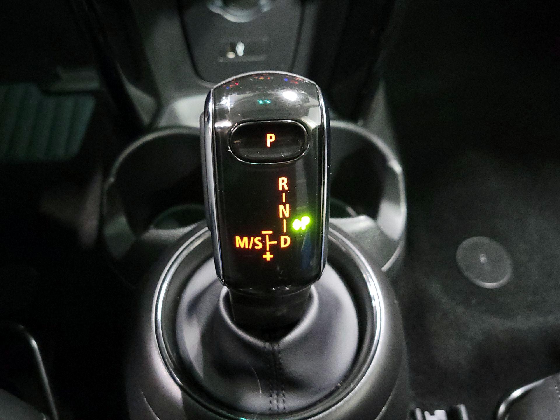 Thumbnail: 2023 MINI Cooper Hardtop - 18