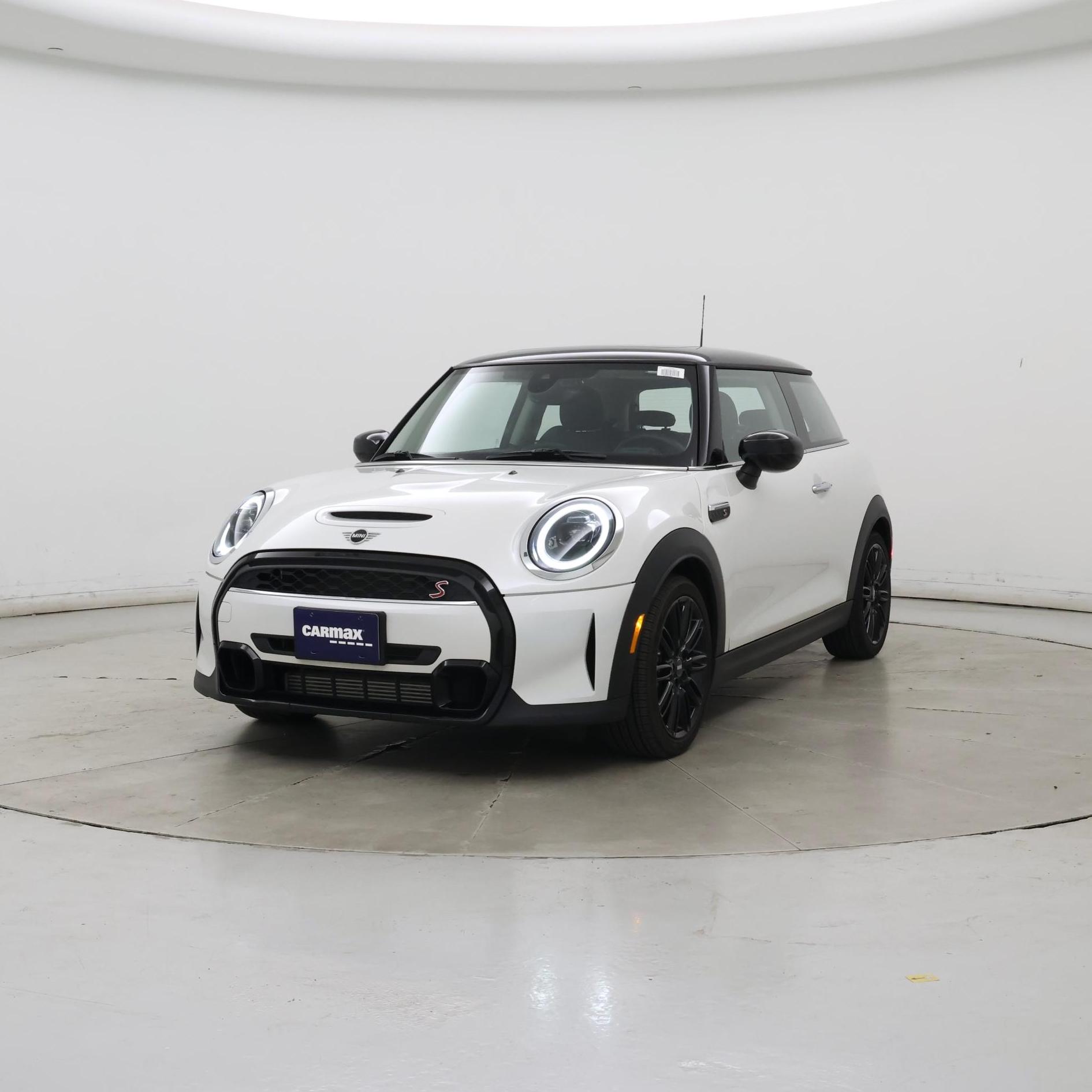 Thumbnail: 2023 MINI Cooper Hardtop - 4