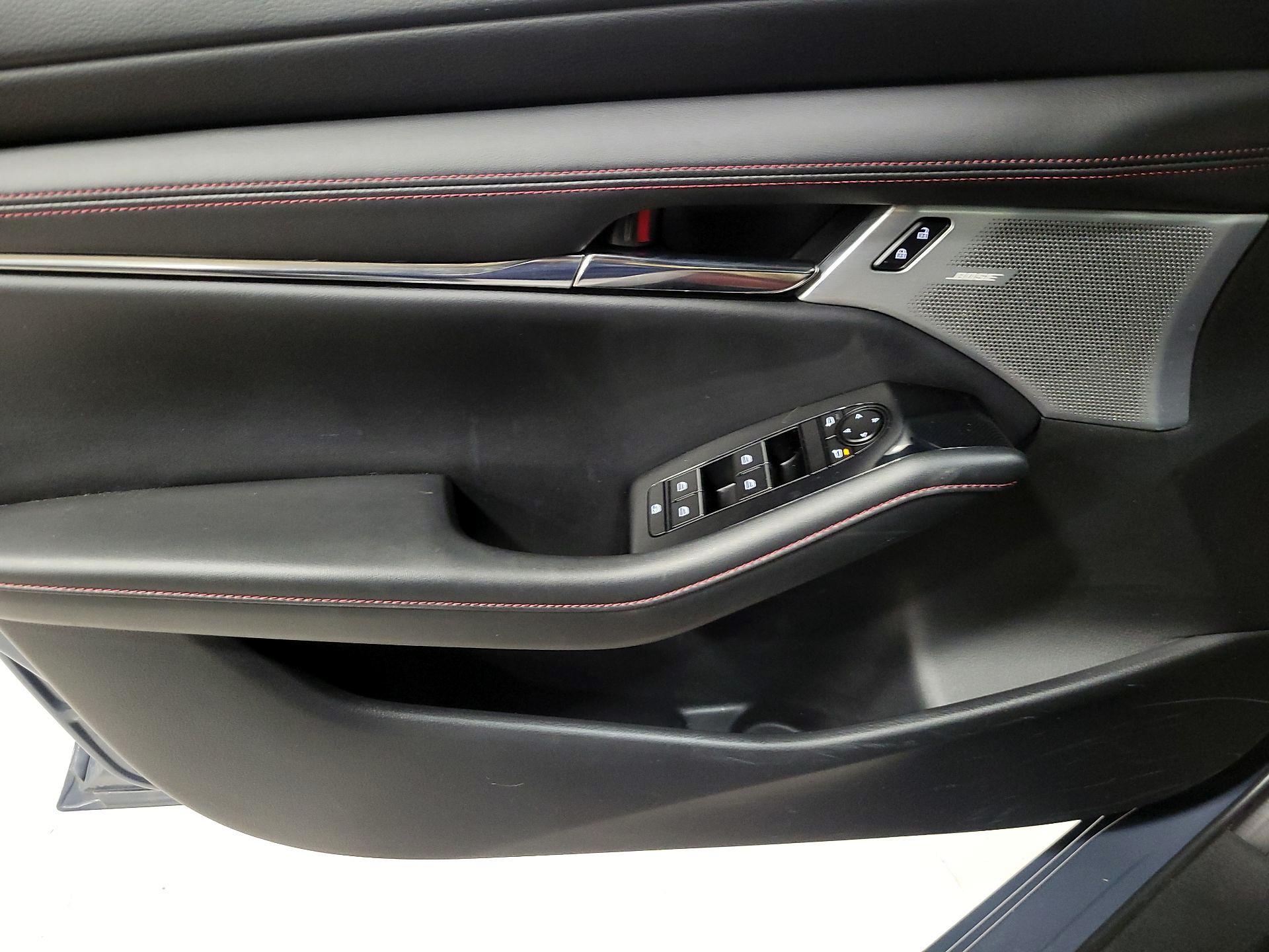 Thumbnail: 2023 Mazda Mazda3 - 12