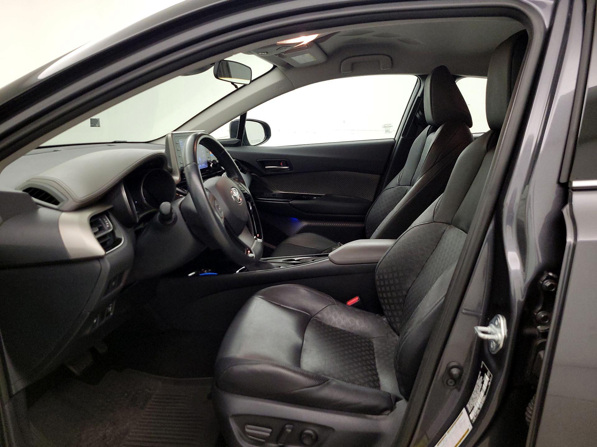 Thumbnail: 2021 Toyota C-HR - 11