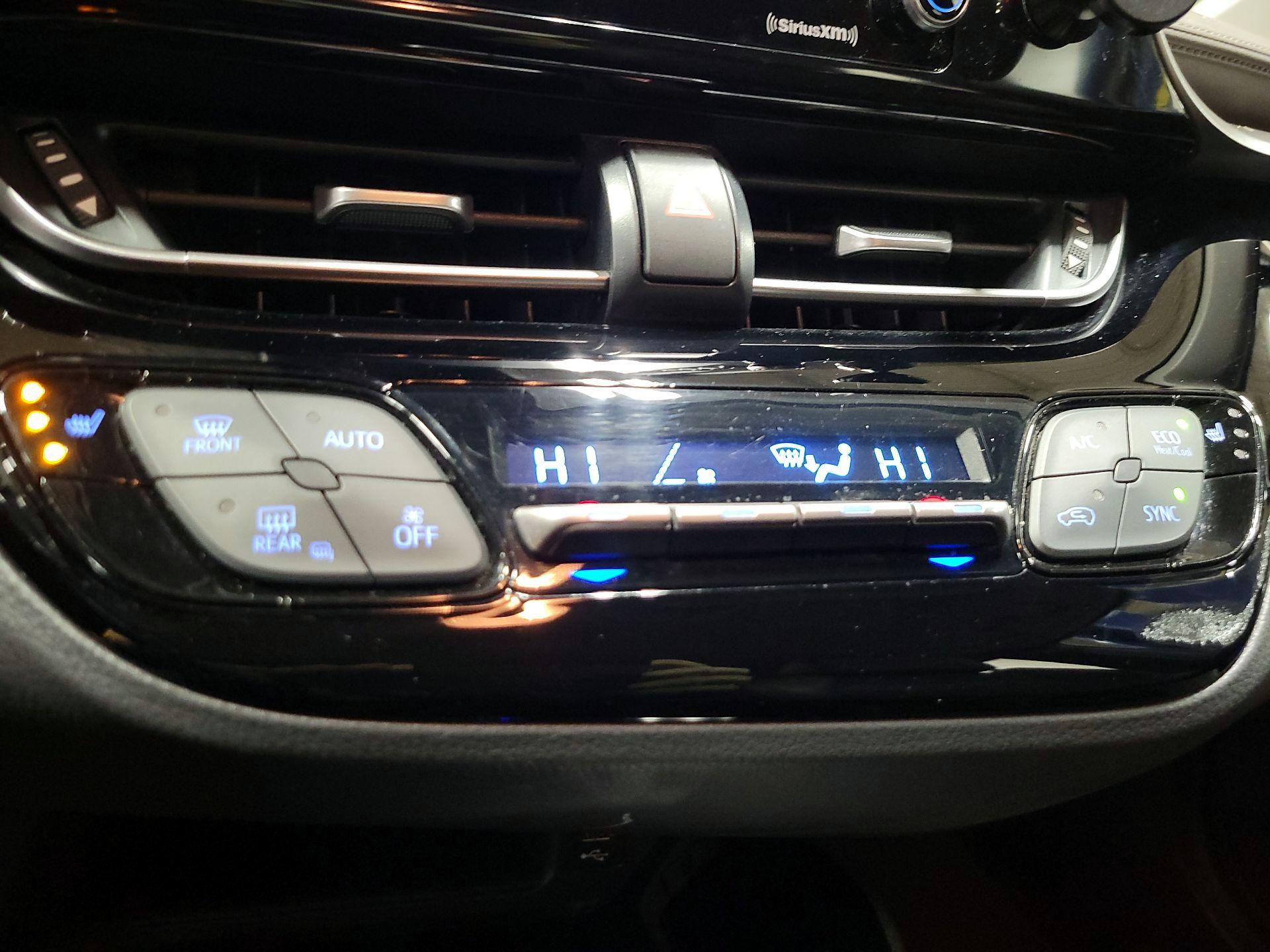 Thumbnail: 2021 Toyota C-HR - 15