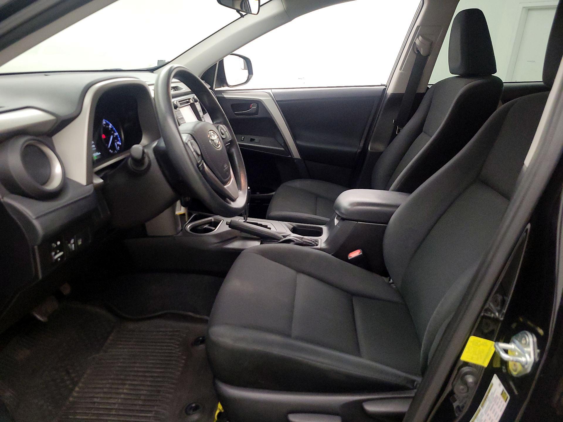 Thumbnail: 2017 Toyota RAV4 - 11