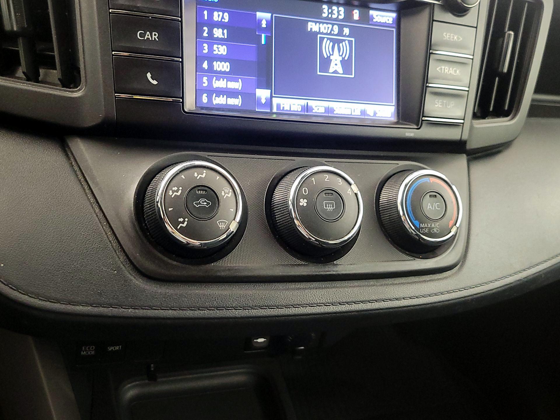 Thumbnail: 2017 Toyota RAV4 - 16