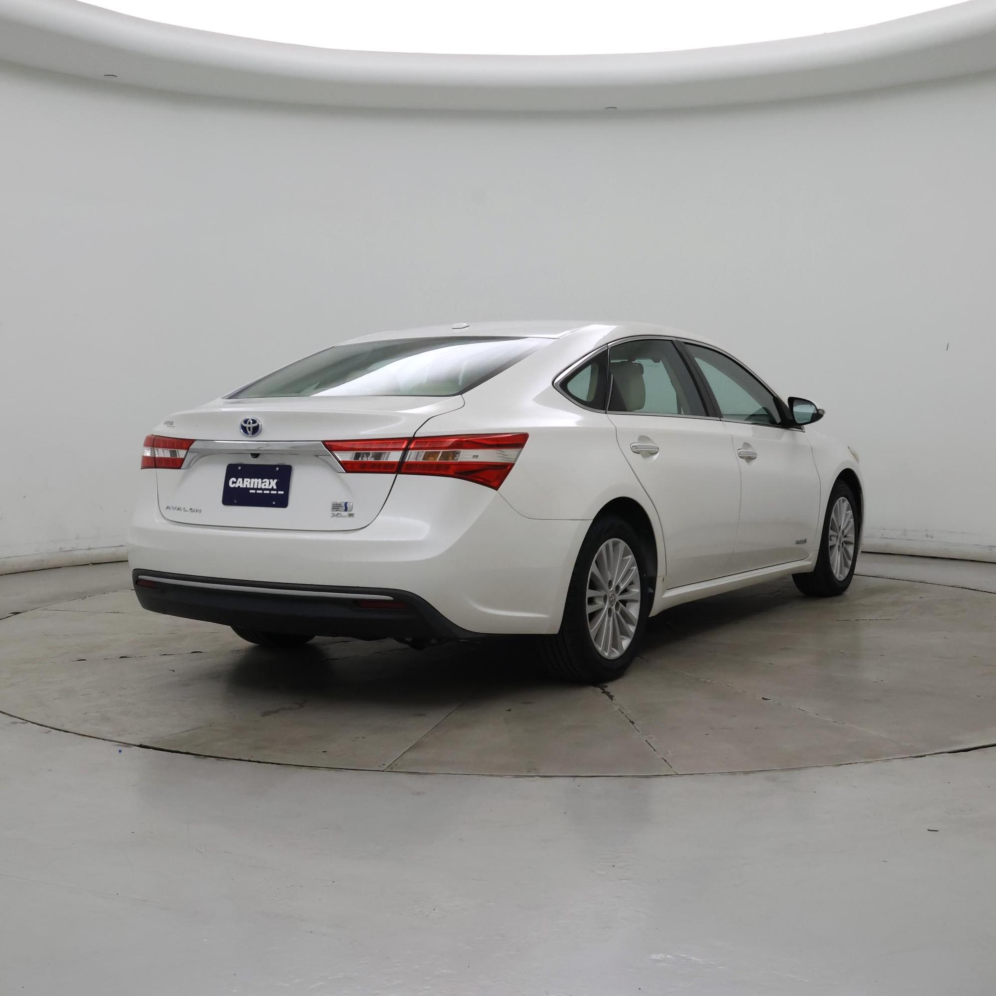 Thumbnail: 2015 Toyota Avalon - 8