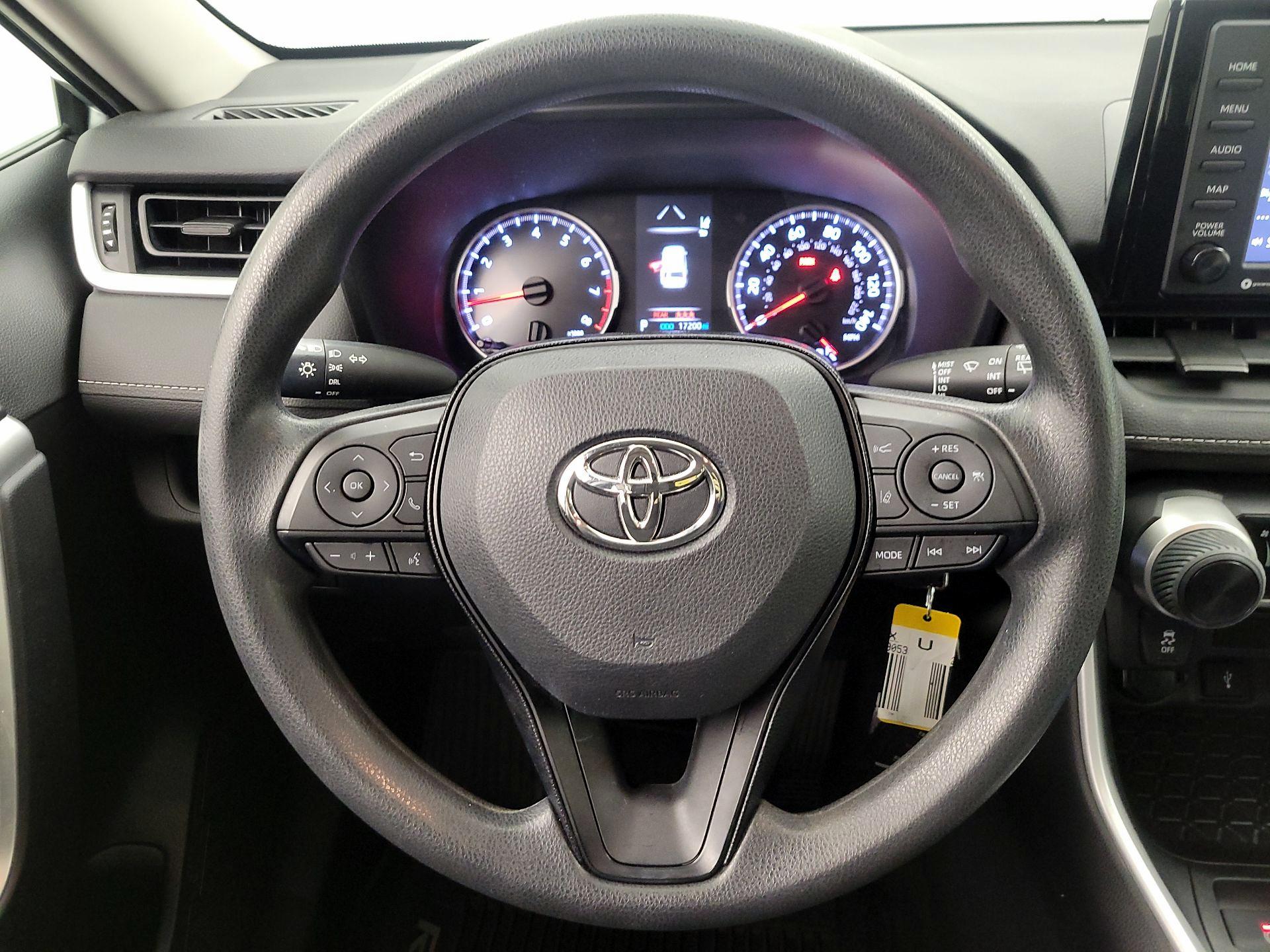 Thumbnail: 2020 Toyota RAV4 - 10