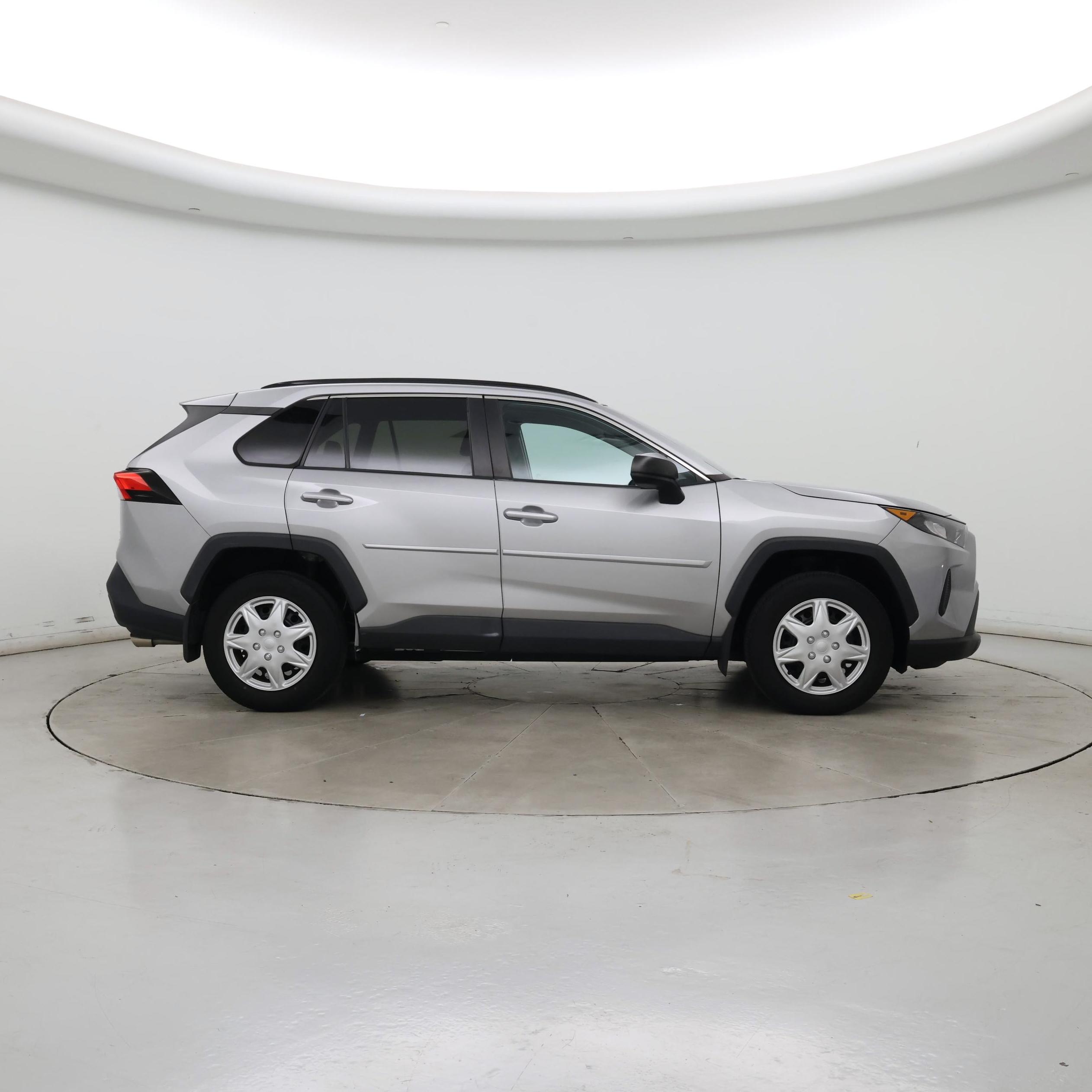 Thumbnail: 2020 Toyota RAV4 - 7